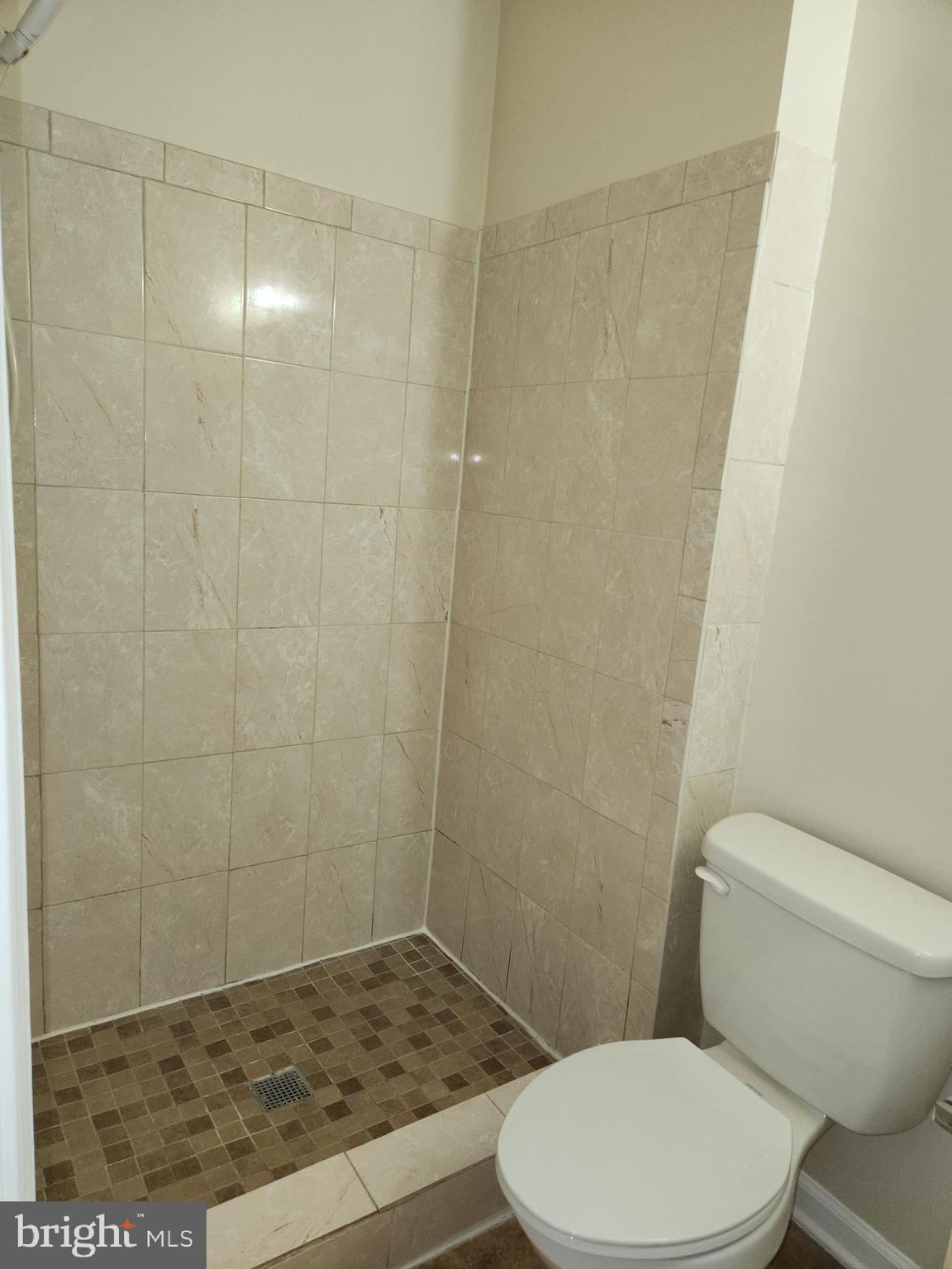 GLEN COVE - Residential