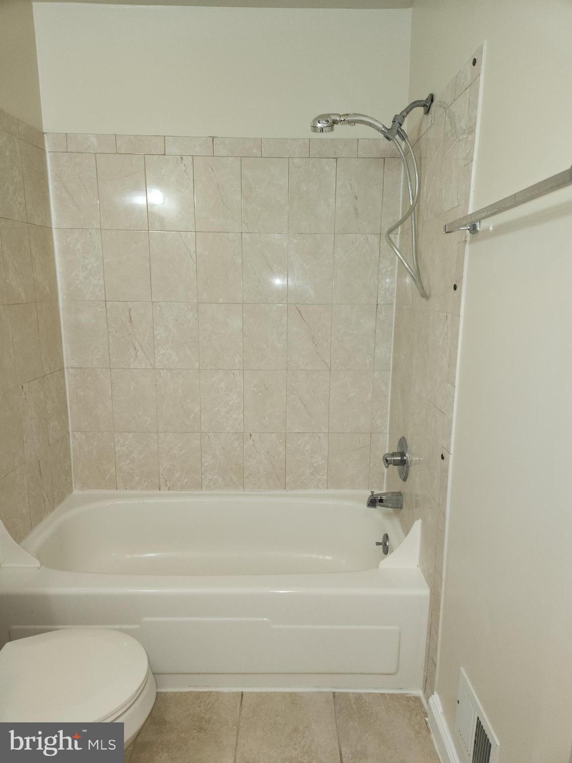 GLEN COVE - Residential