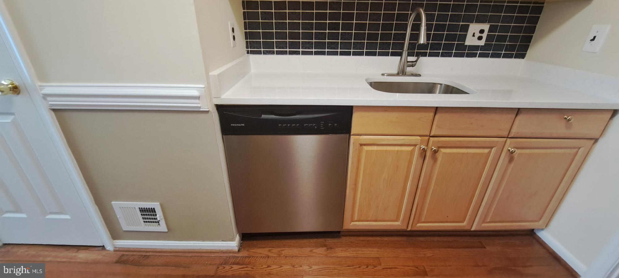 GLEN COVE - Residential