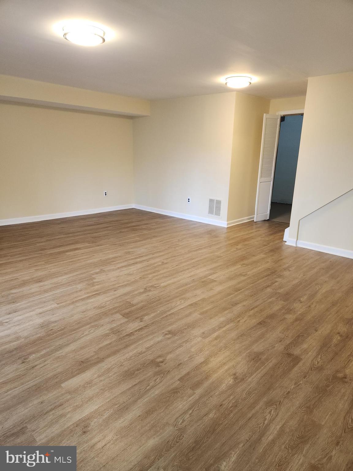 GLEN COVE - Residential