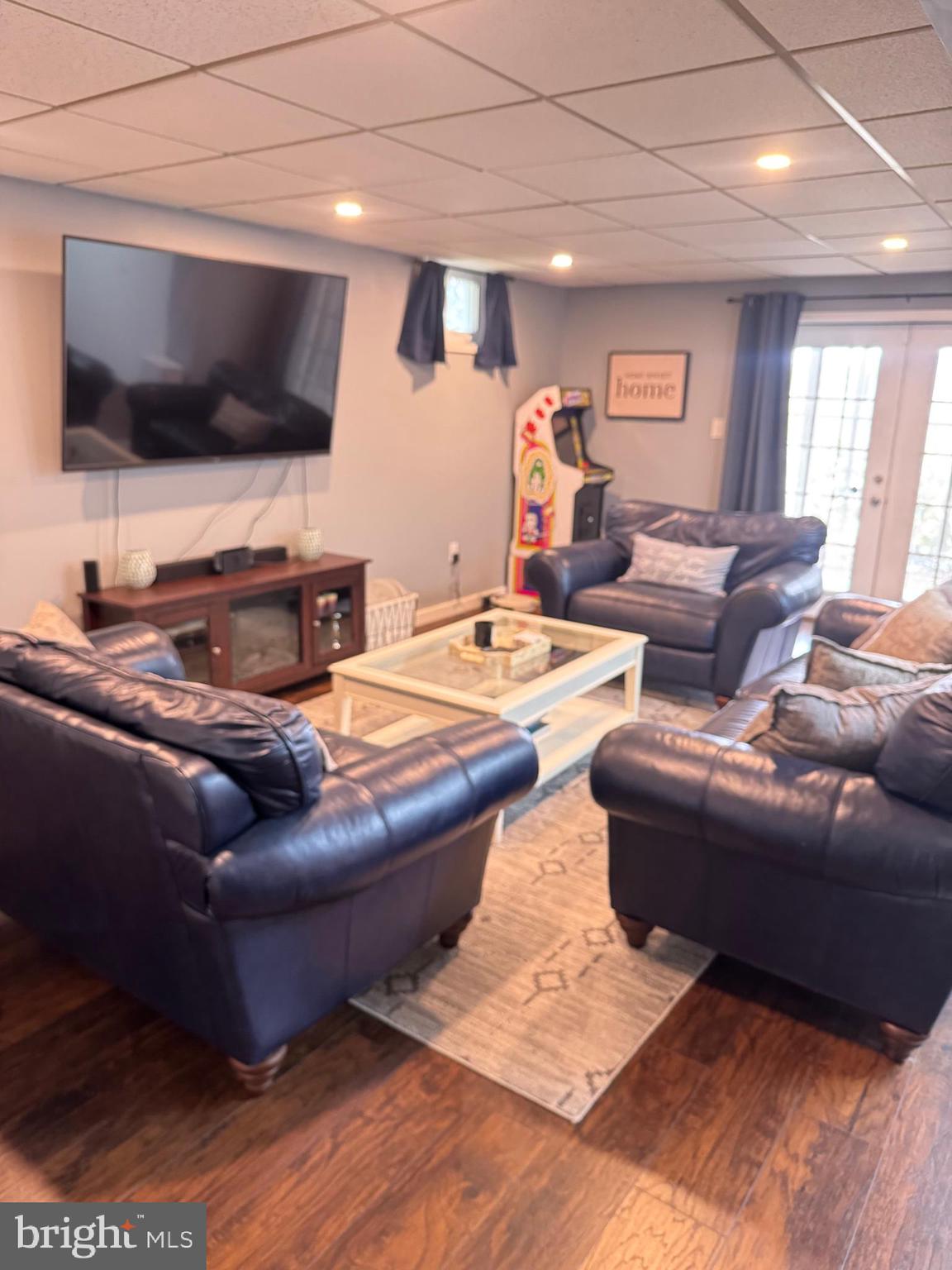 FAIRWAY MEADOWS - Residential