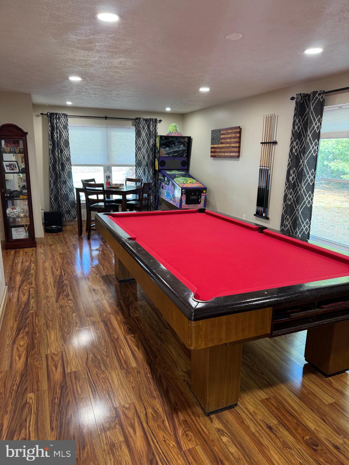 FAIRWAY MEADOWS - Residential