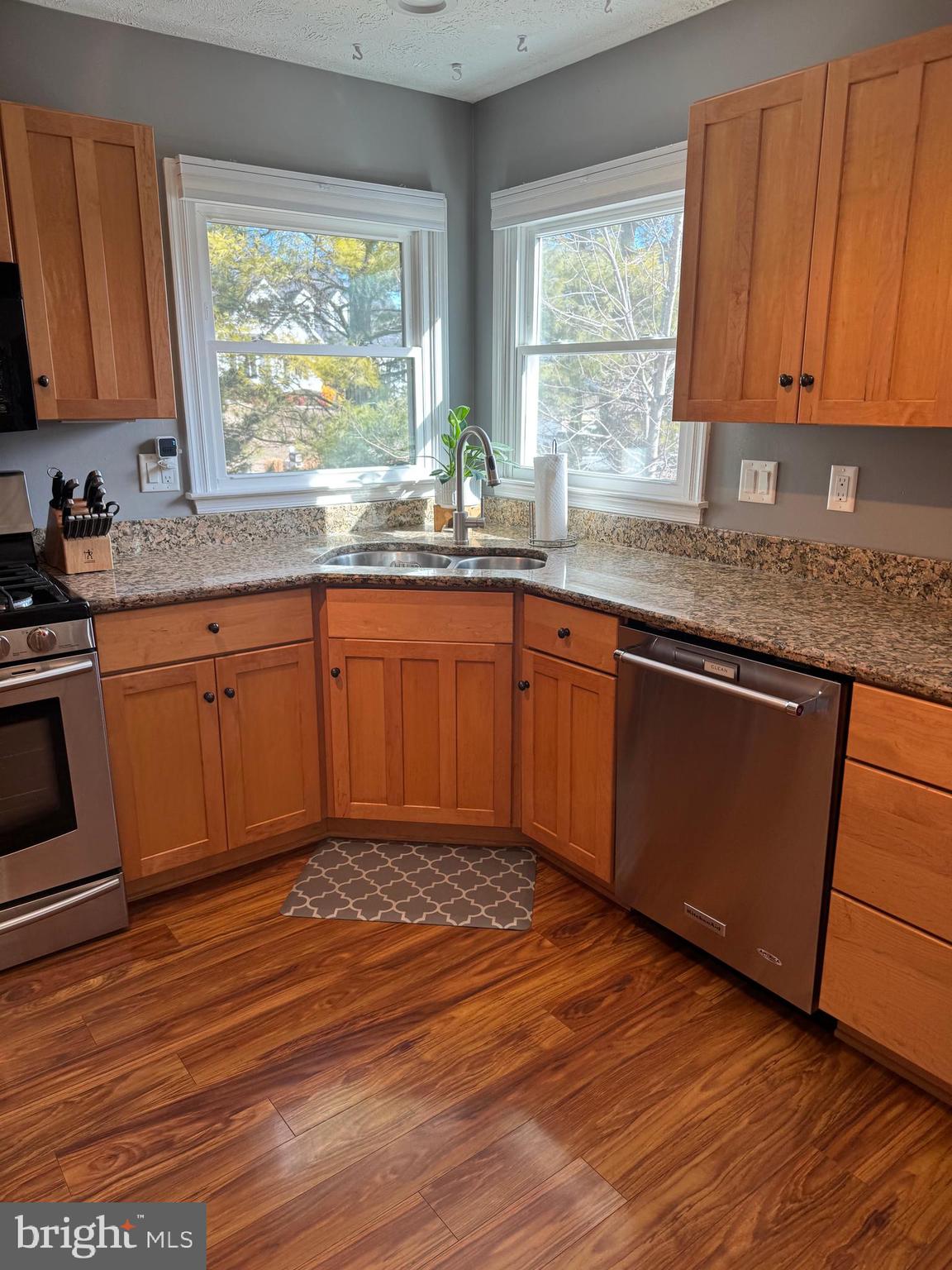 FAIRWAY MEADOWS - Residential