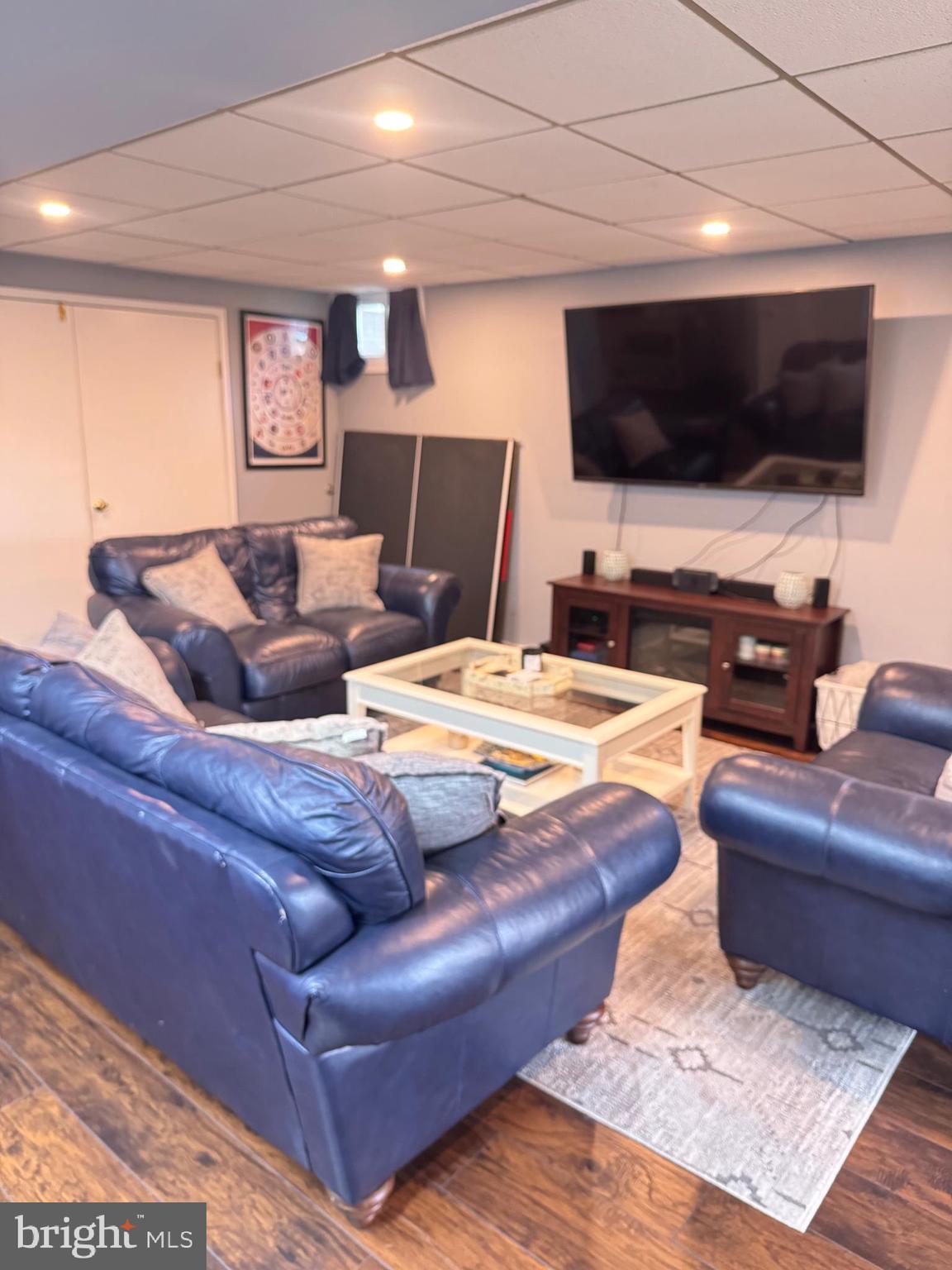 FAIRWAY MEADOWS - Residential