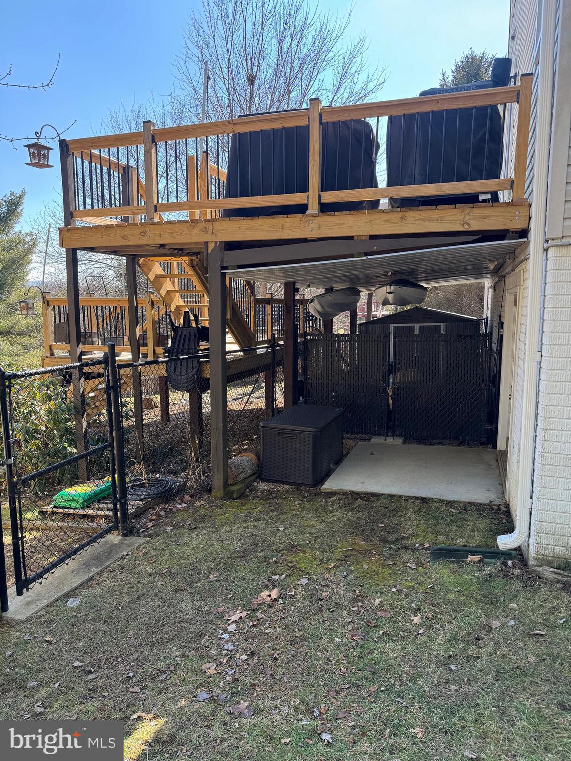 FAIRWAY MEADOWS - Residential