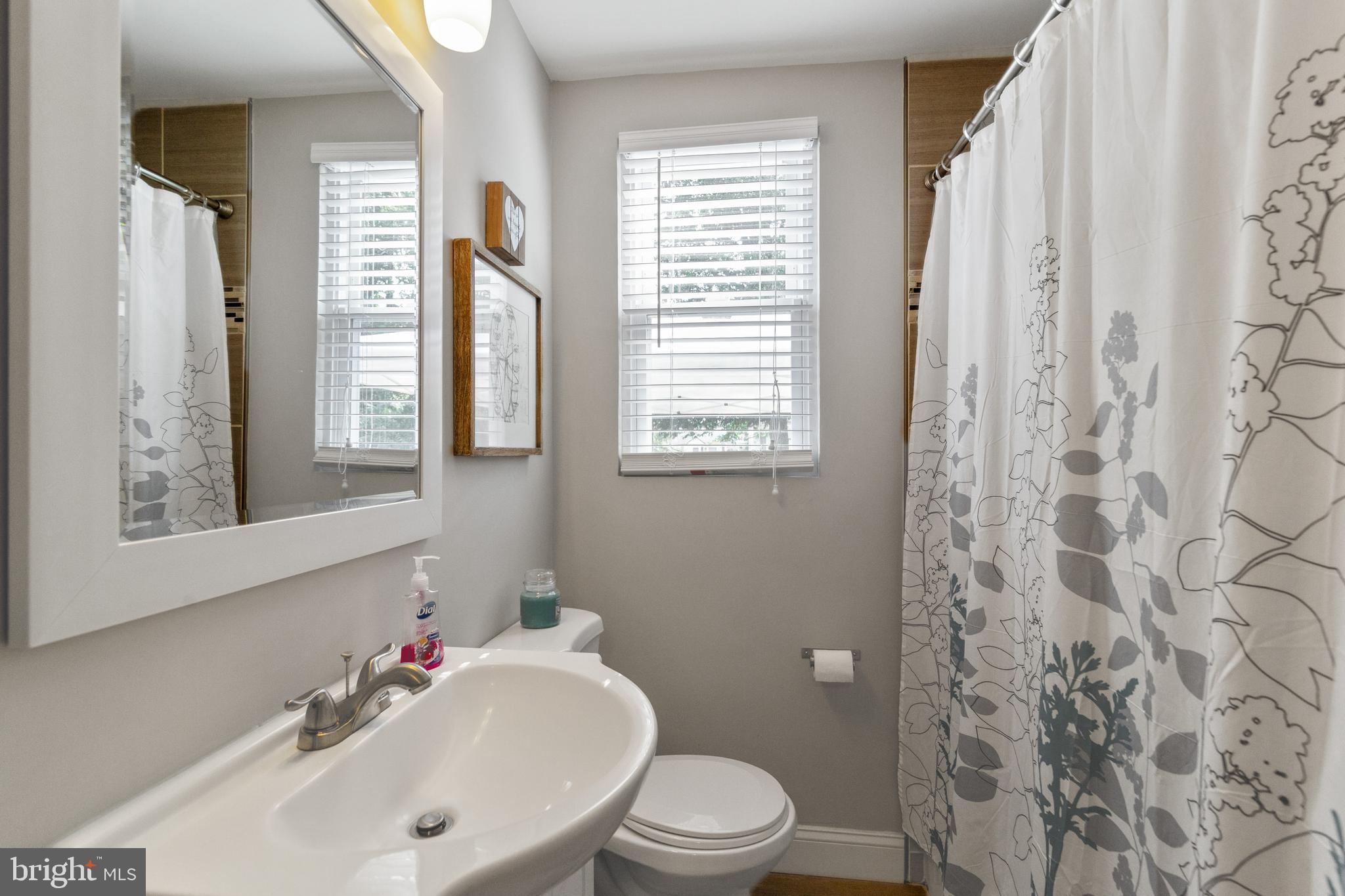 CATONSVILLE GARDENS - Residential