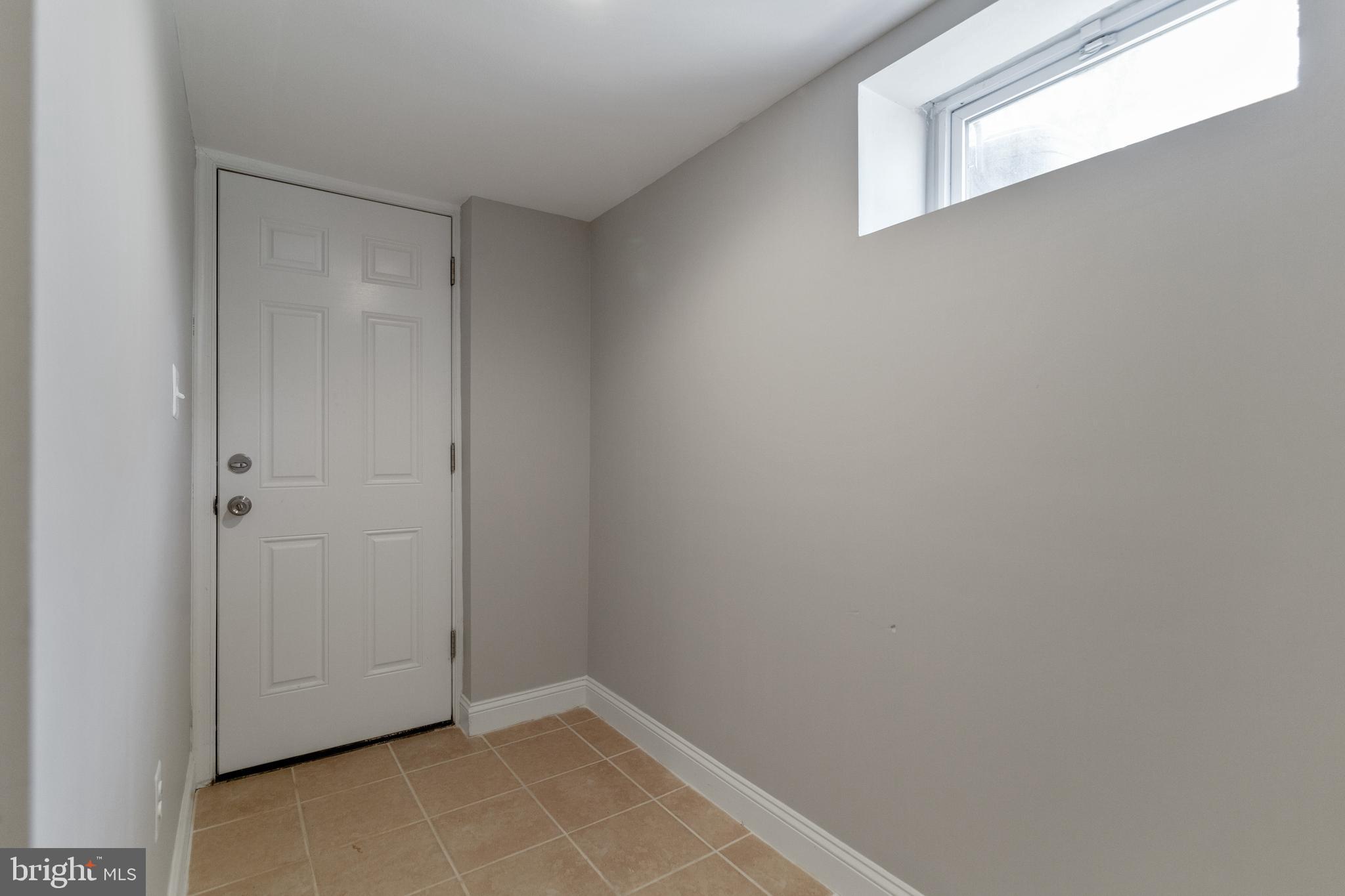 CATONSVILLE GARDENS - Residential