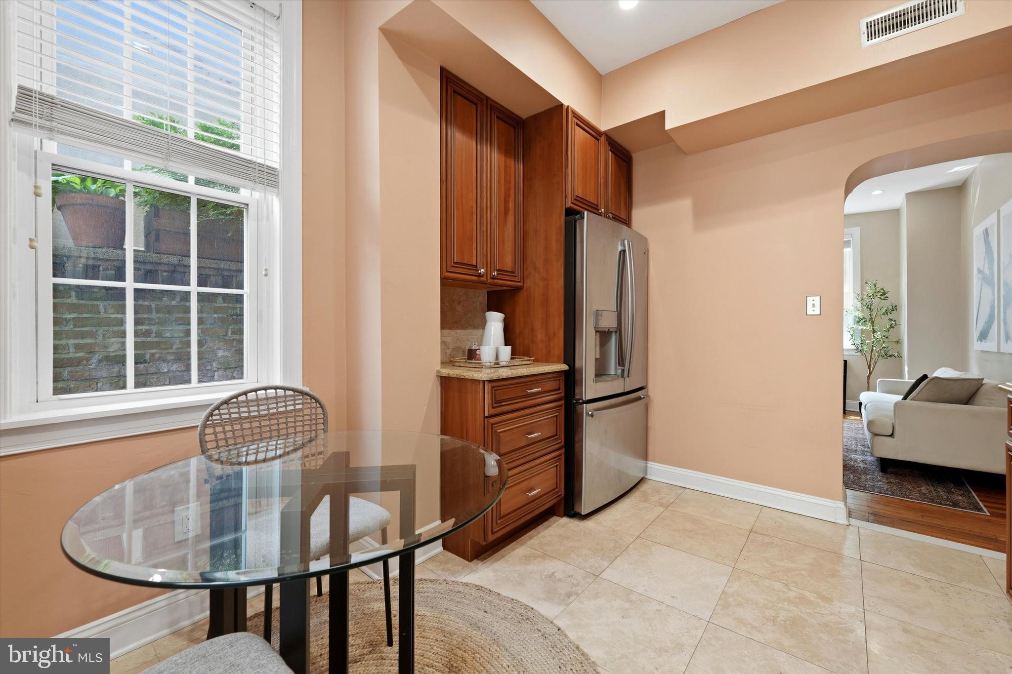 WASHINGTON SQ WEST - Residential