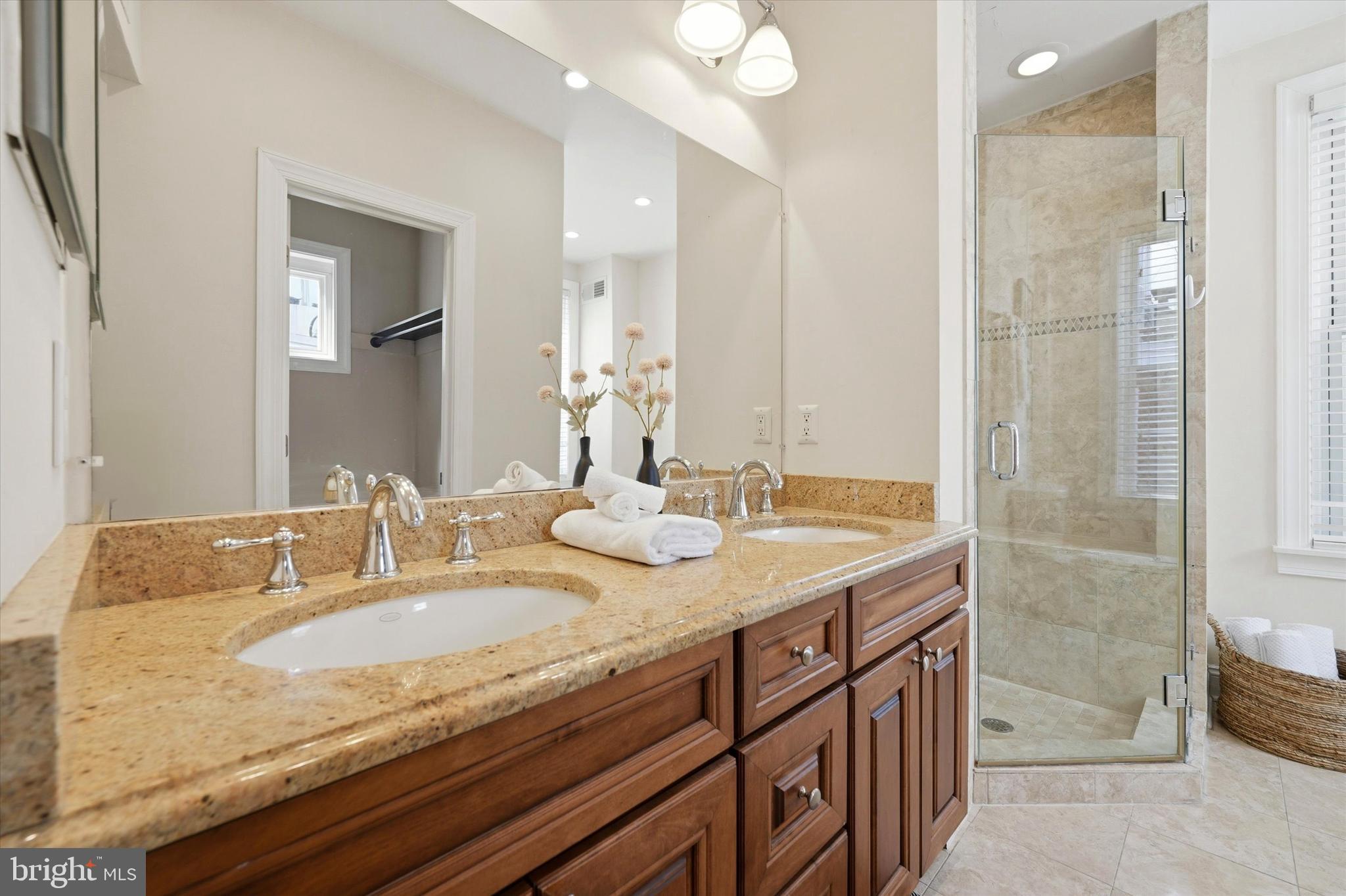 WASHINGTON SQ WEST - Residential