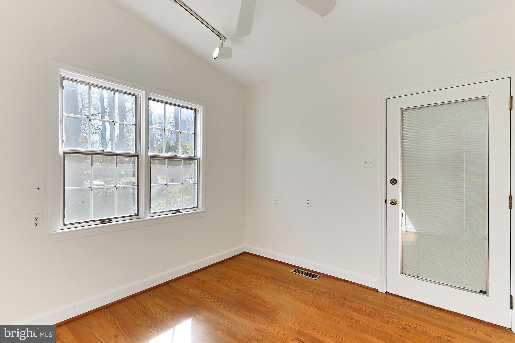 VIRGINIA FOREST - Residential