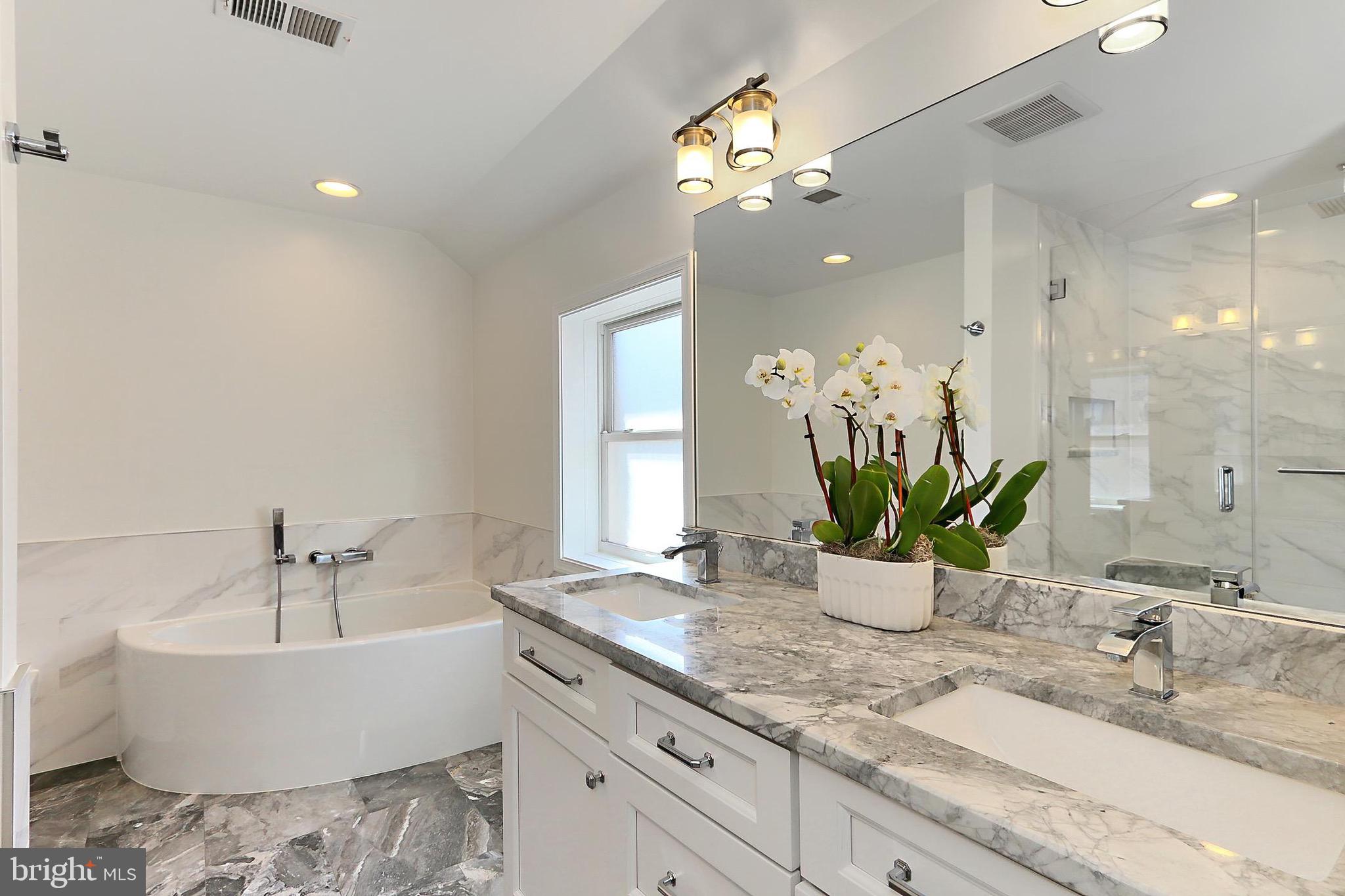 VIRGINIA FOREST - Residential