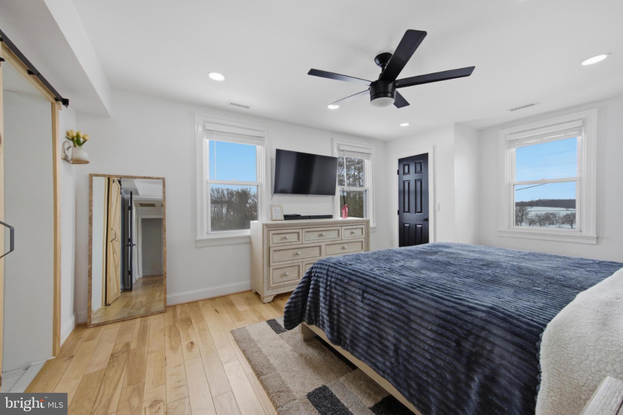 BLENHEIM MANOR - Residential