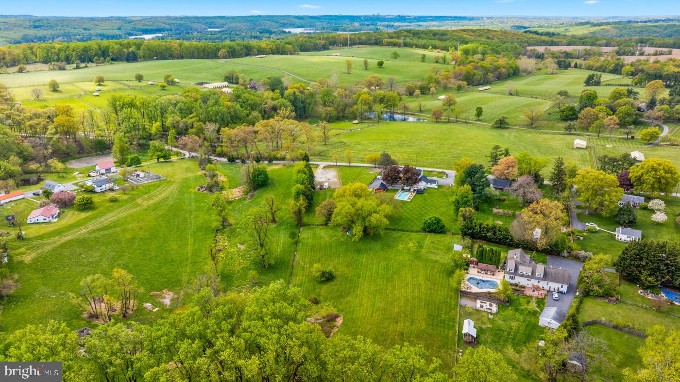 BLENHEIM MANOR - Residential