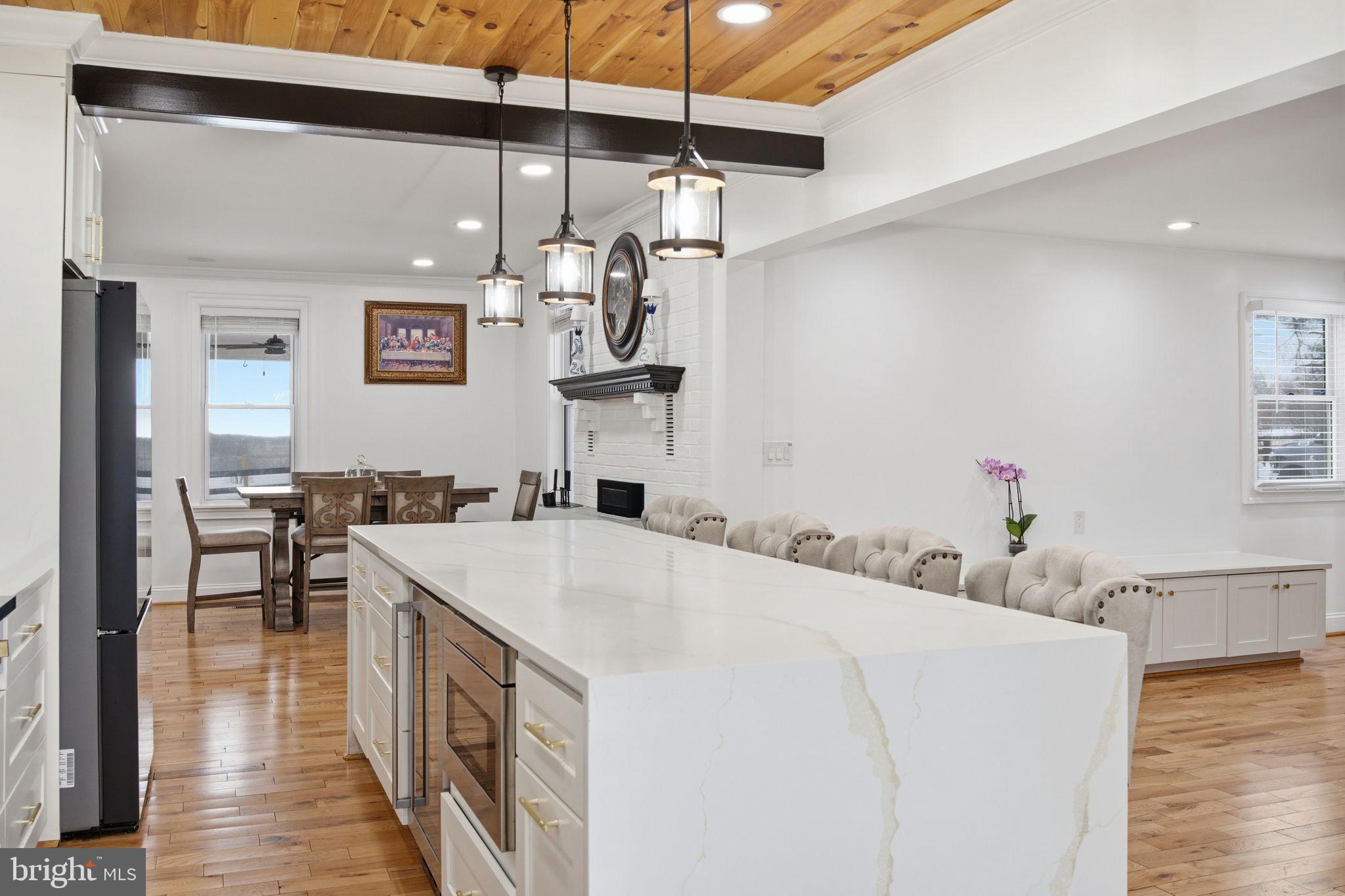 BLENHEIM MANOR - Residential