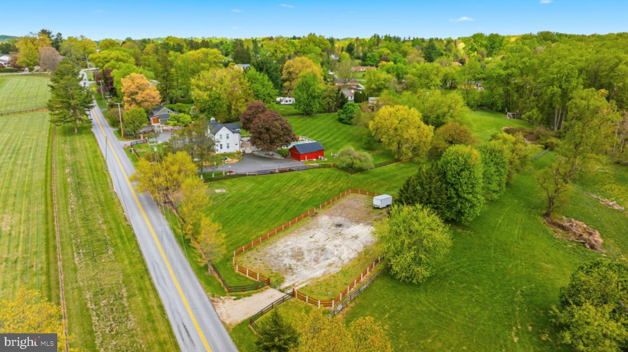 BLENHEIM MANOR - Residential