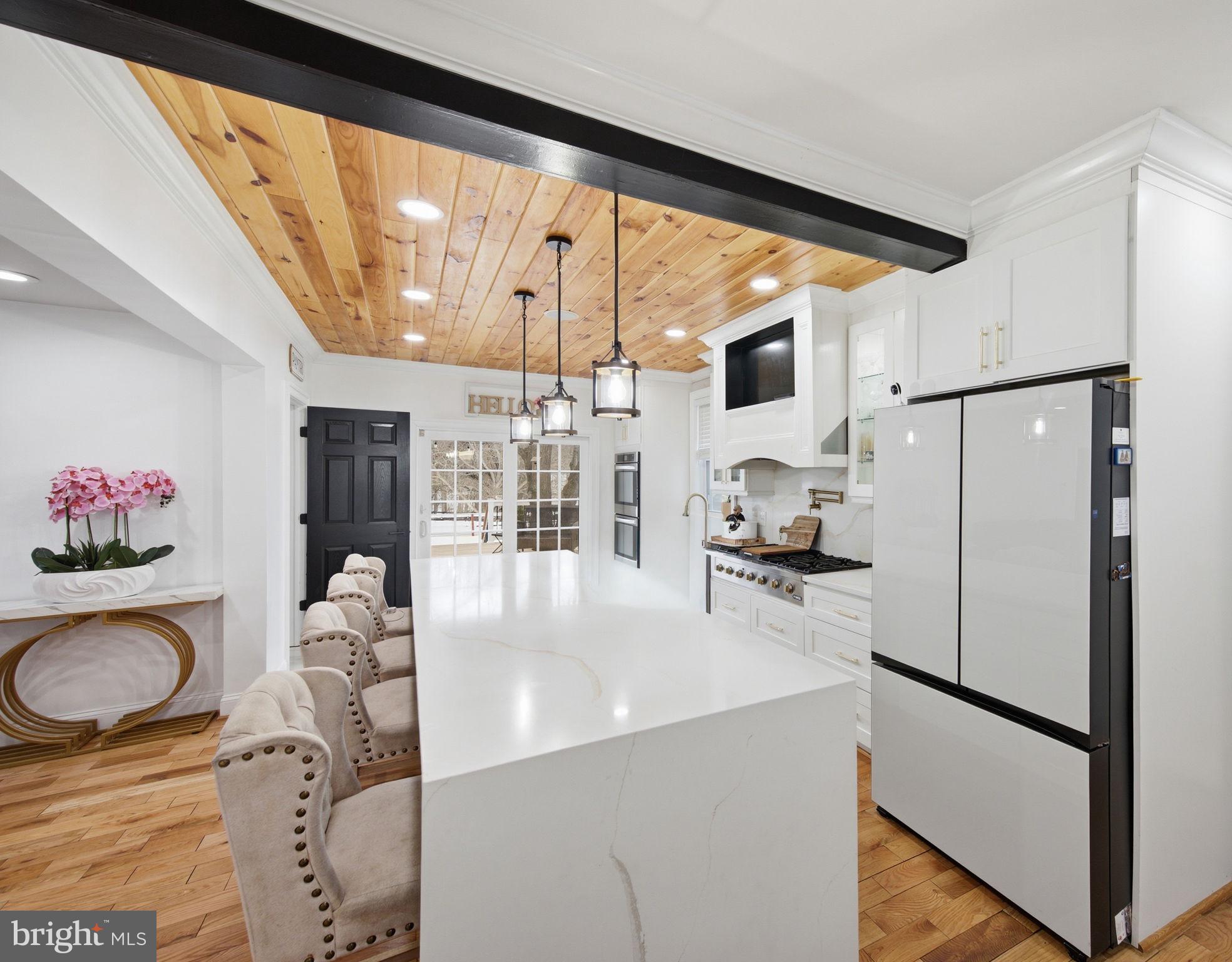 BLENHEIM MANOR - Residential