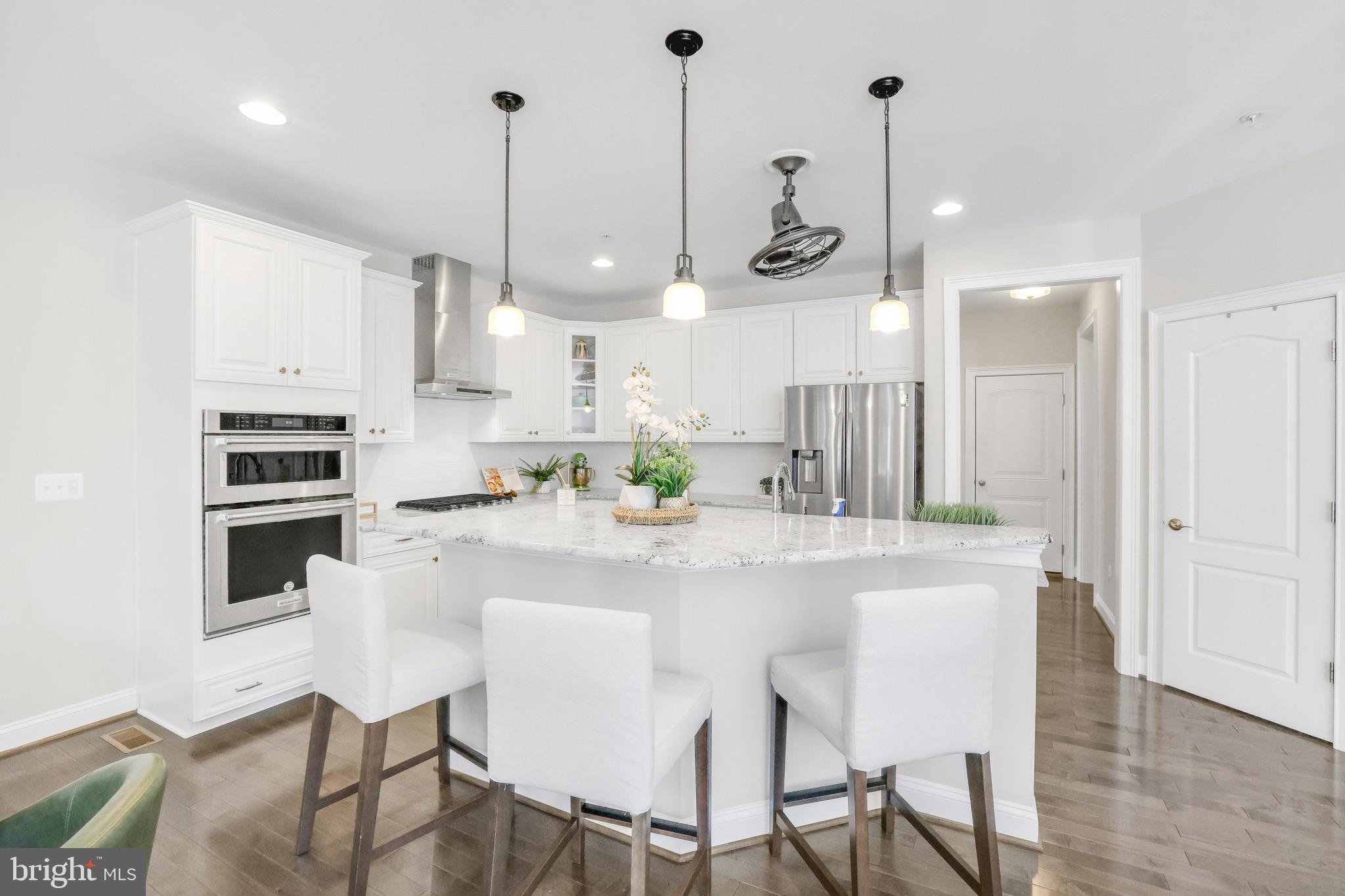 10058 ROWAN LANE
