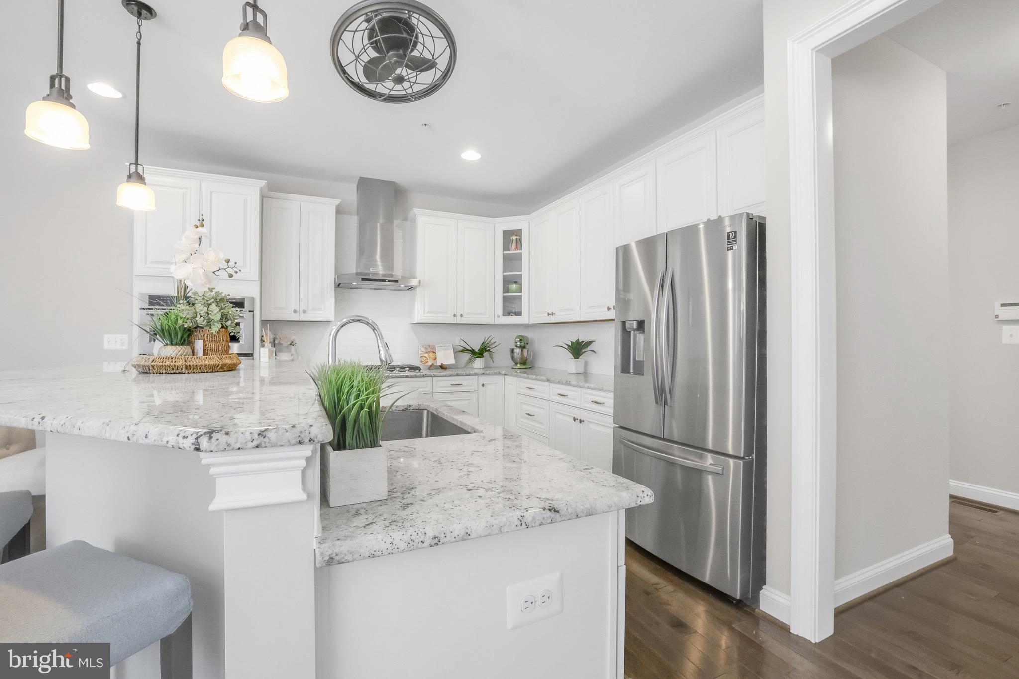 10058 ROWAN LANE