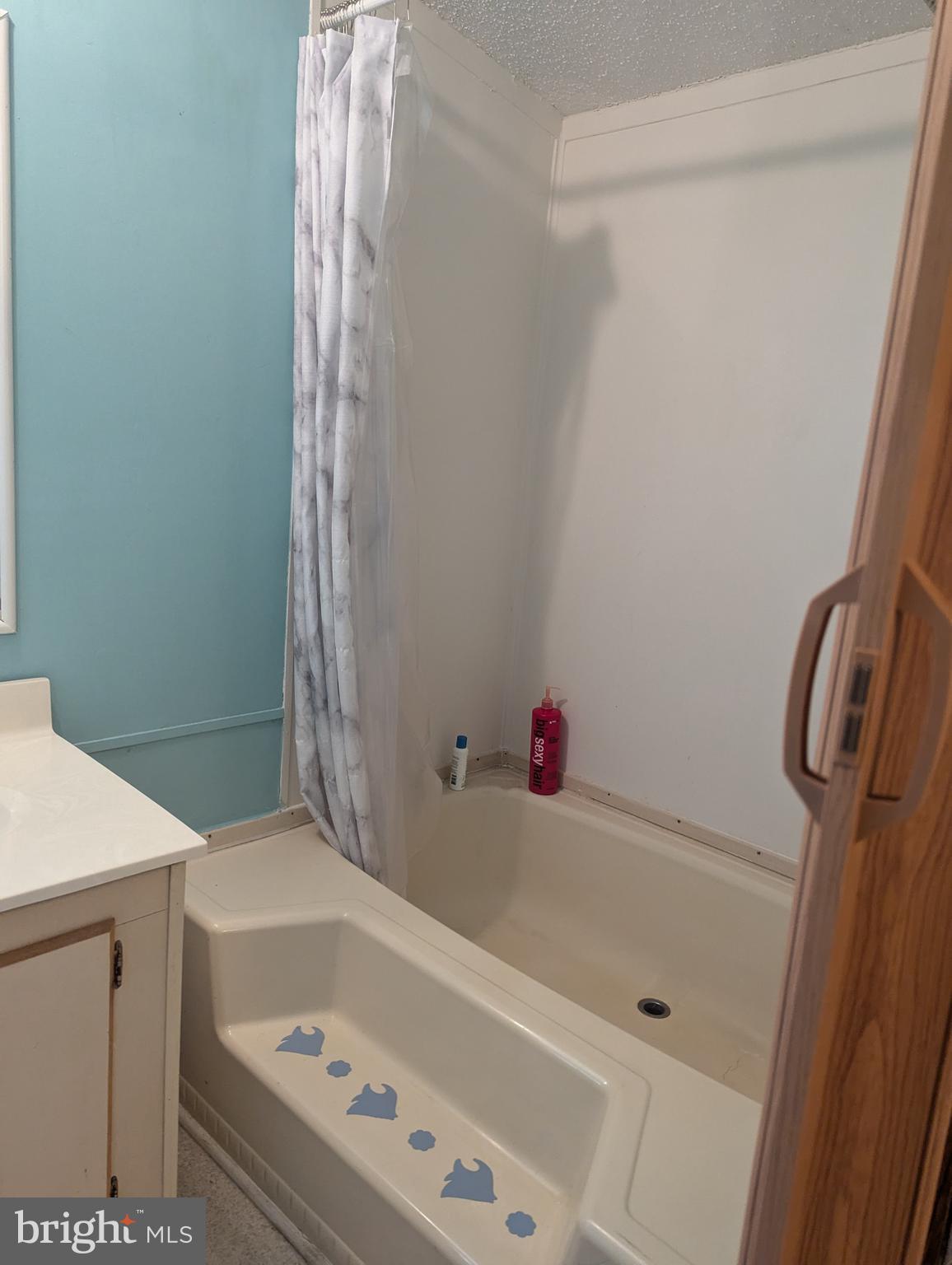 HOLLY HILL ESTATES - Residential