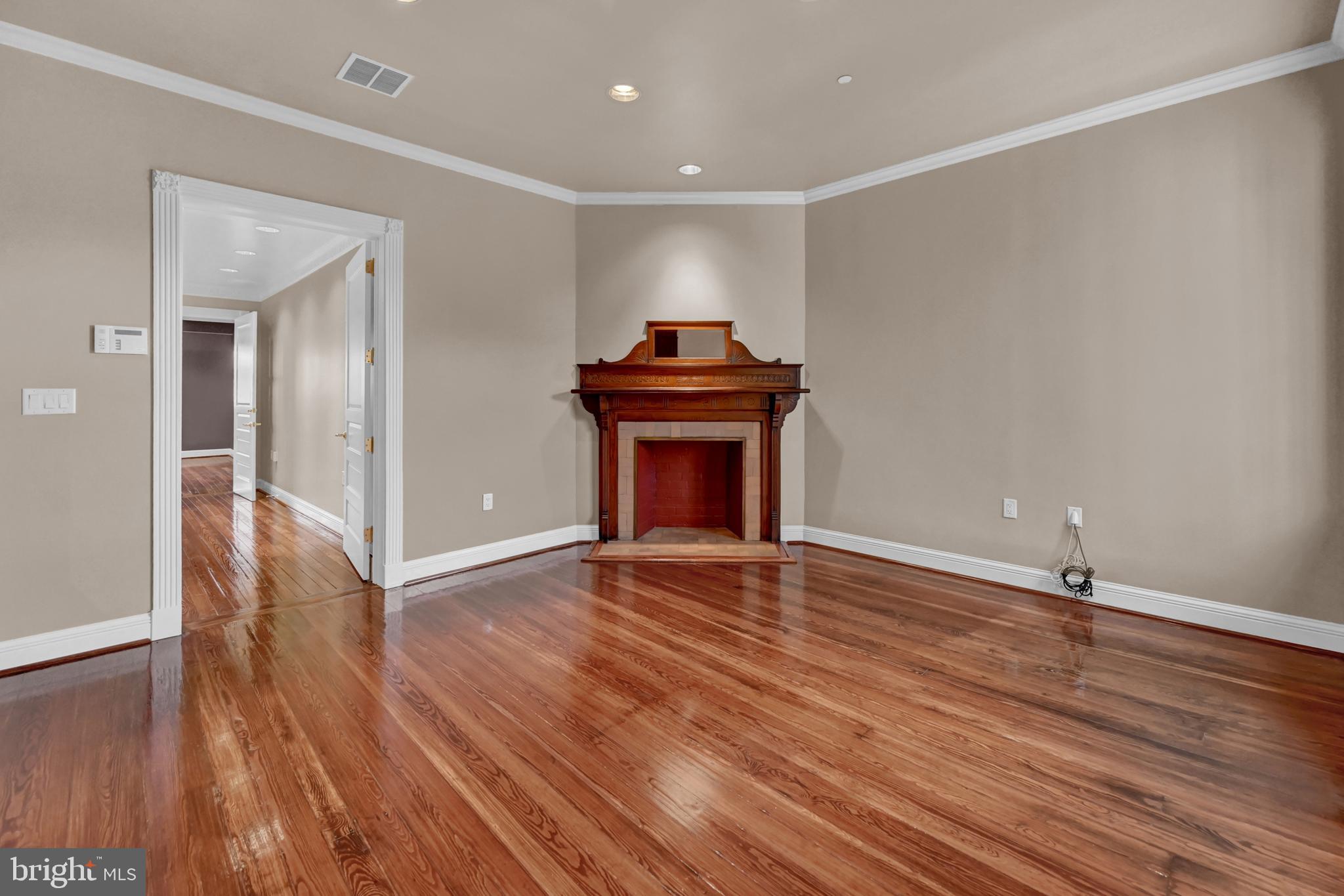 MOUNT VERNON - Residential