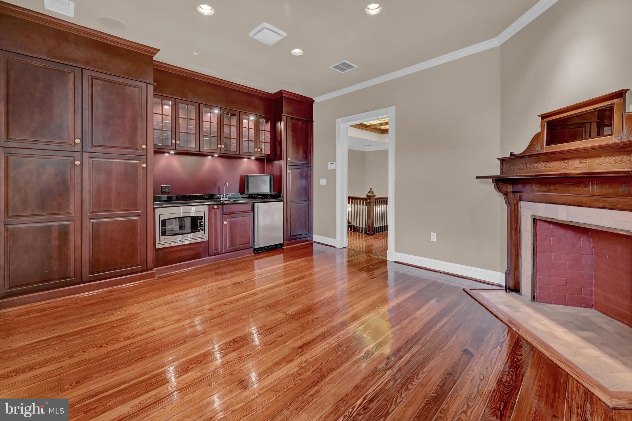 MOUNT VERNON - Residential