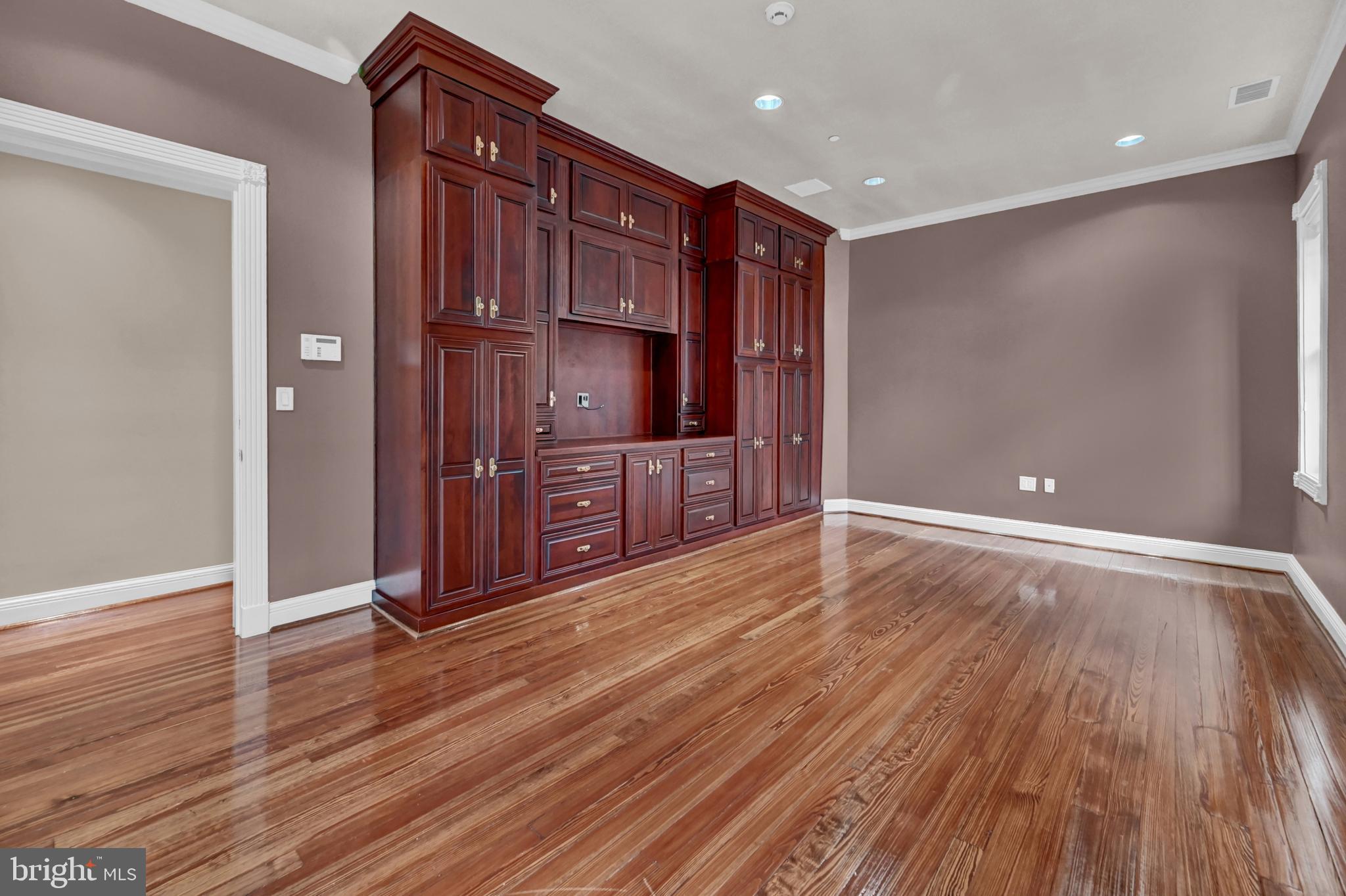 MOUNT VERNON - Residential