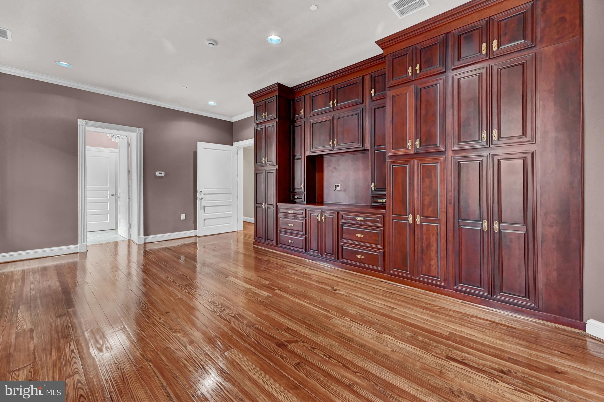 MOUNT VERNON - Residential
