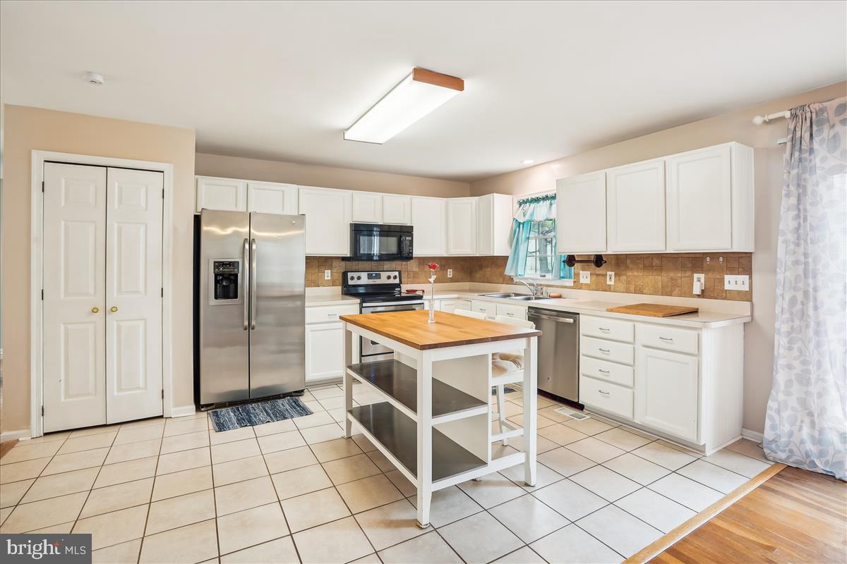 RED ROSE VILLAGE - Residential