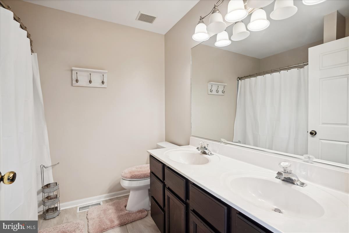 RED ROSE VILLAGE - Residential