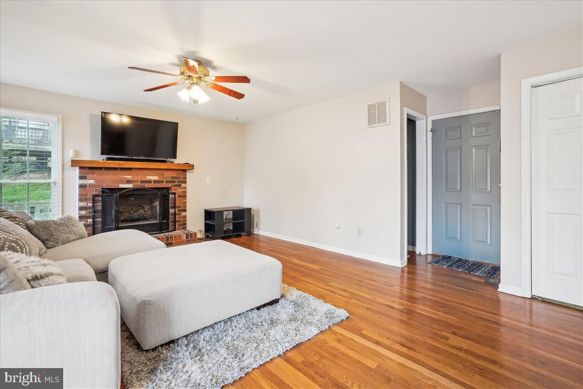 RED ROSE VILLAGE - Residential