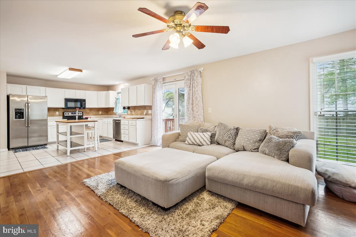 RED ROSE VILLAGE - Residential