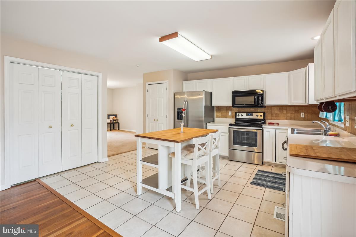 RED ROSE VILLAGE - Residential