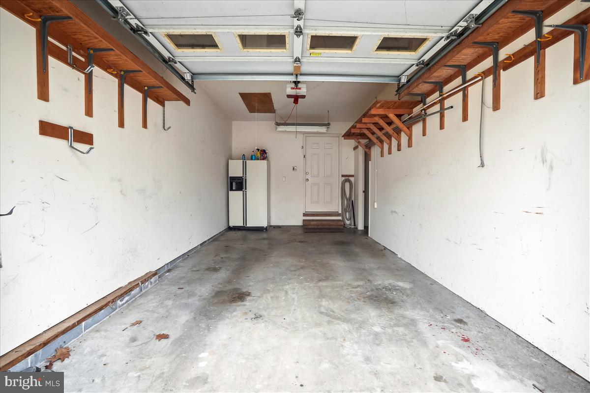 RED ROSE VILLAGE - Residential