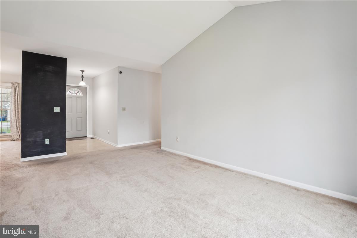 RED ROSE VILLAGE - Residential