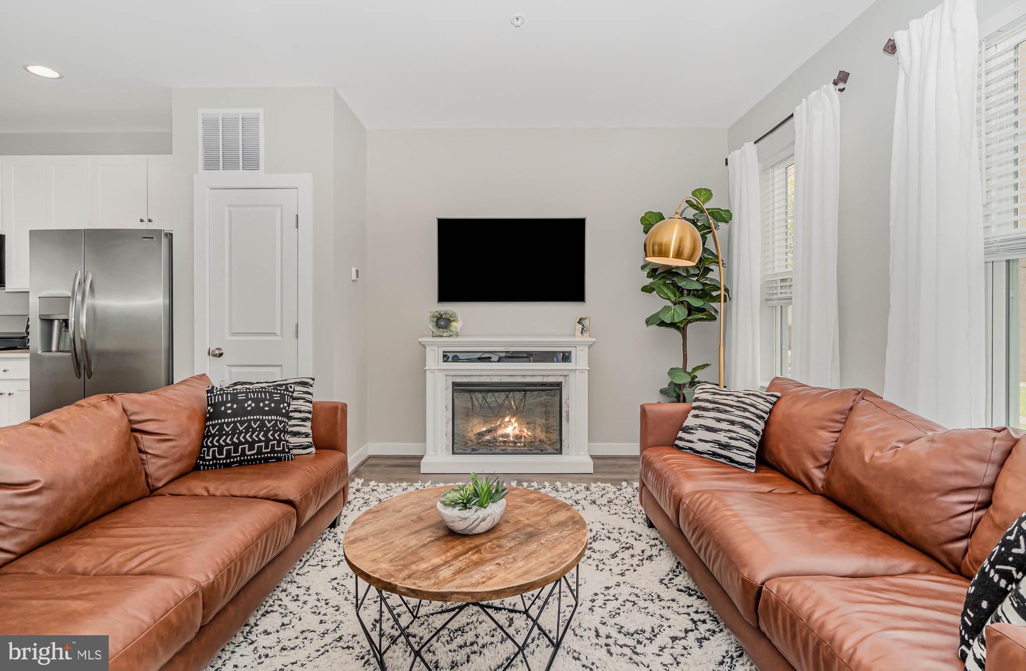 TOWSON MANOR VILLAGE - Residential