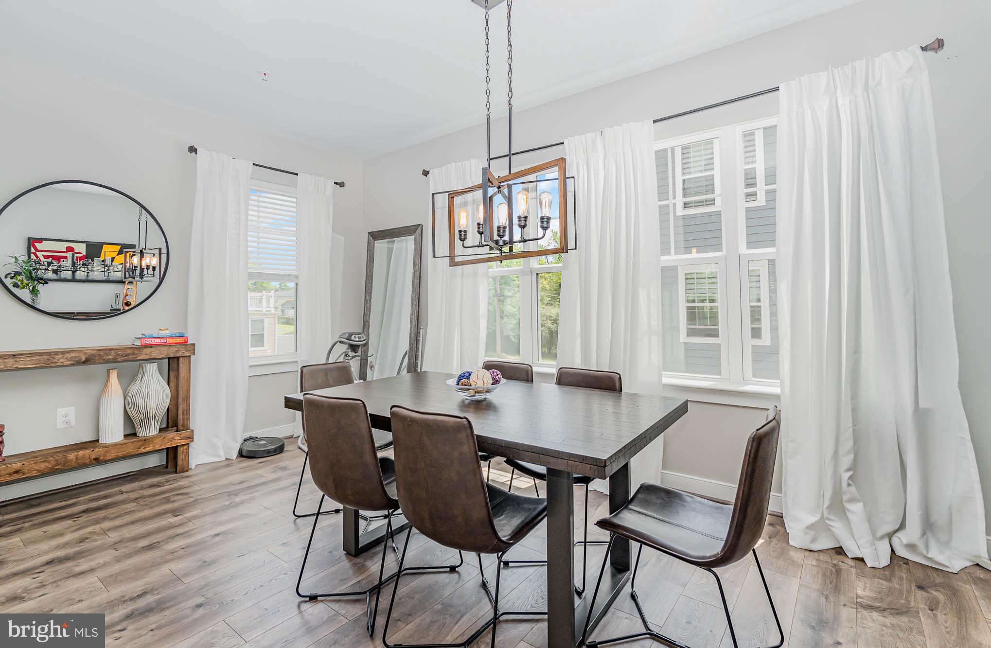 TOWSON MANOR VILLAGE - Residential