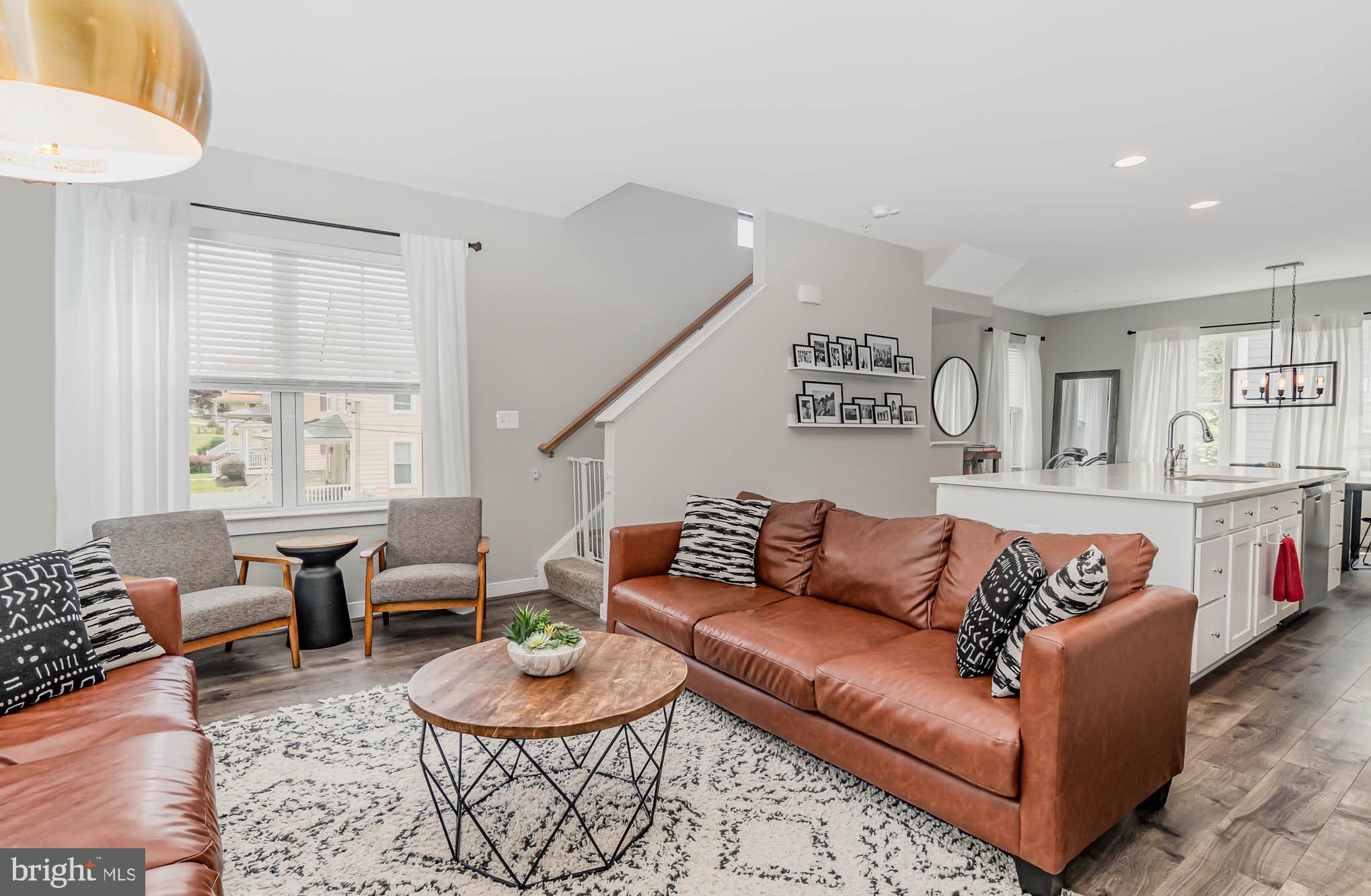 TOWSON MANOR VILLAGE - Residential