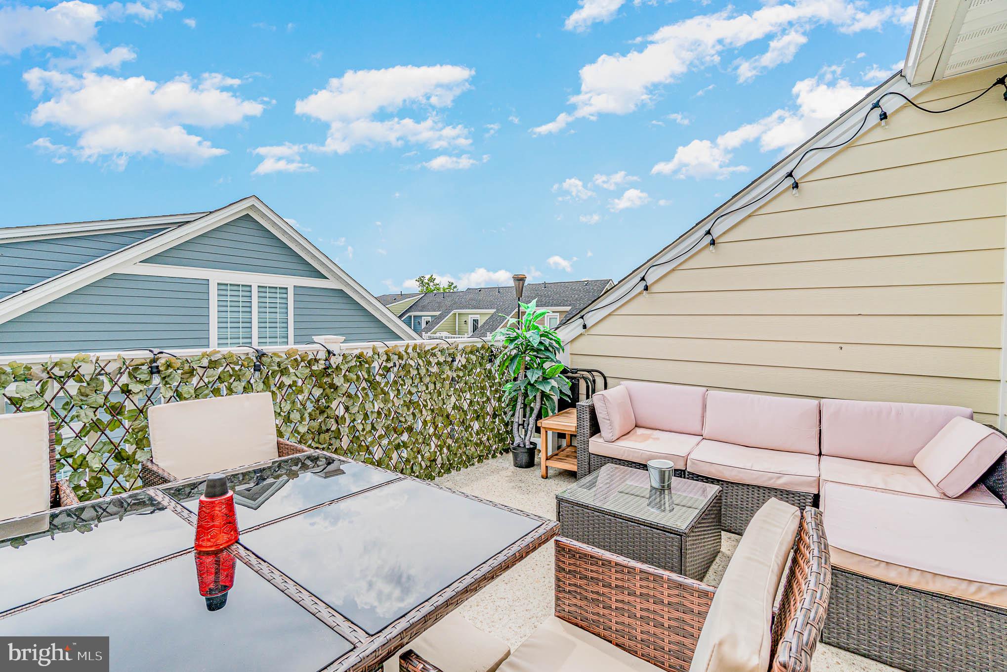 TOWSON MANOR VILLAGE - Residential