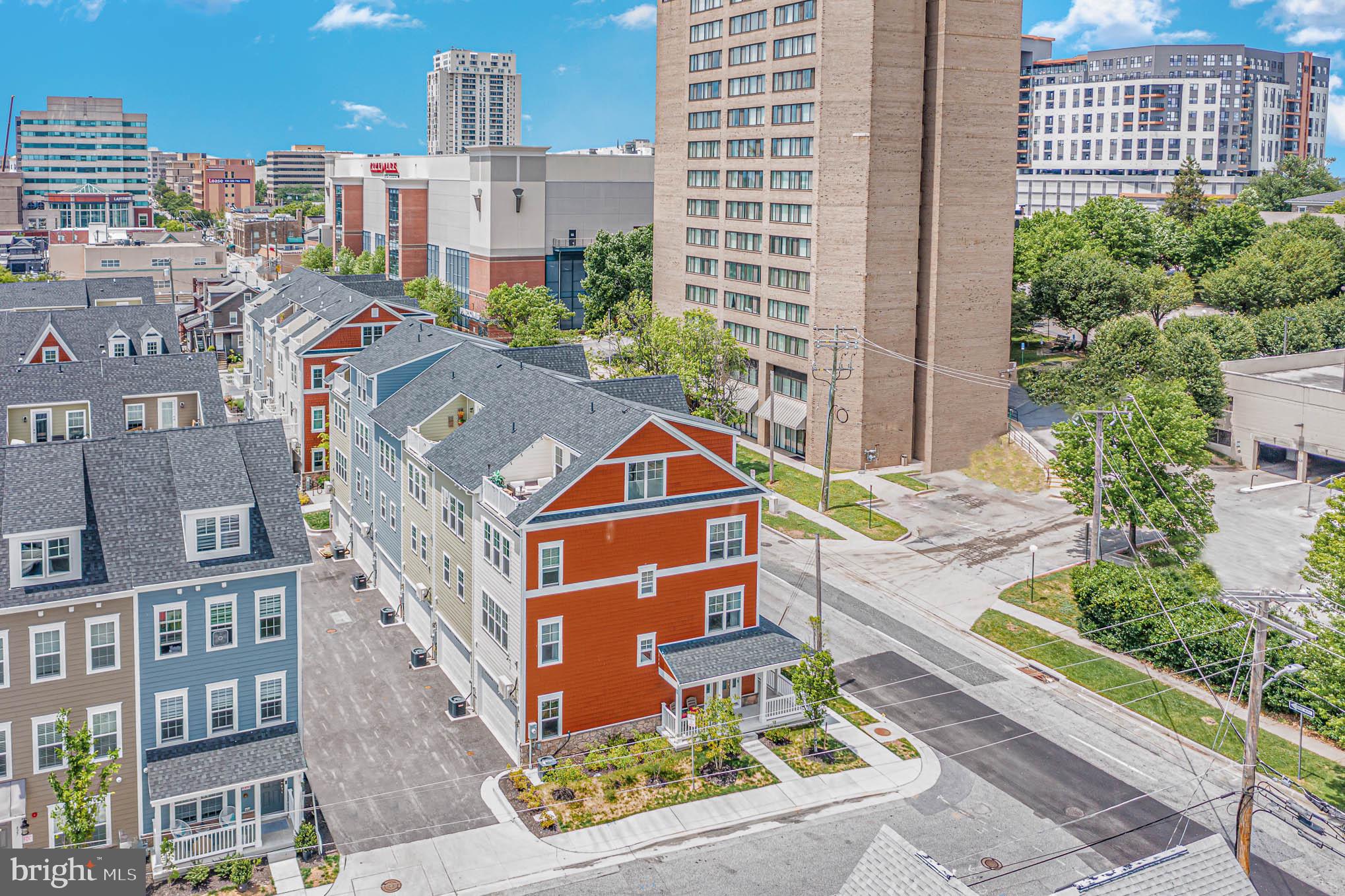 TOWSON MANOR VILLAGE - Residential