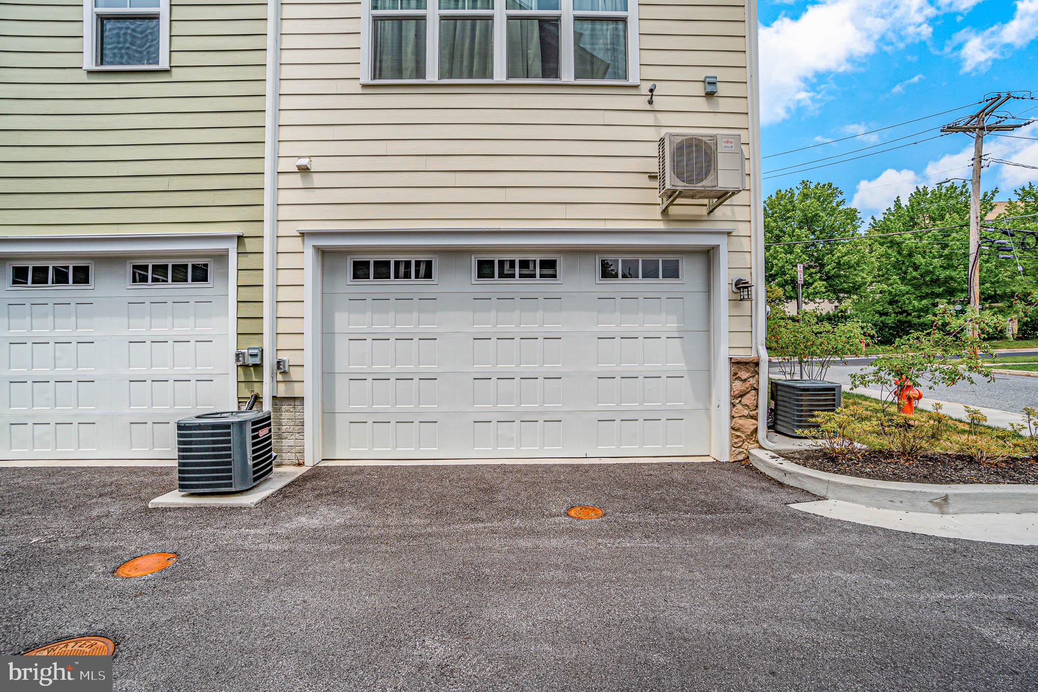 TOWSON MANOR VILLAGE - Residential