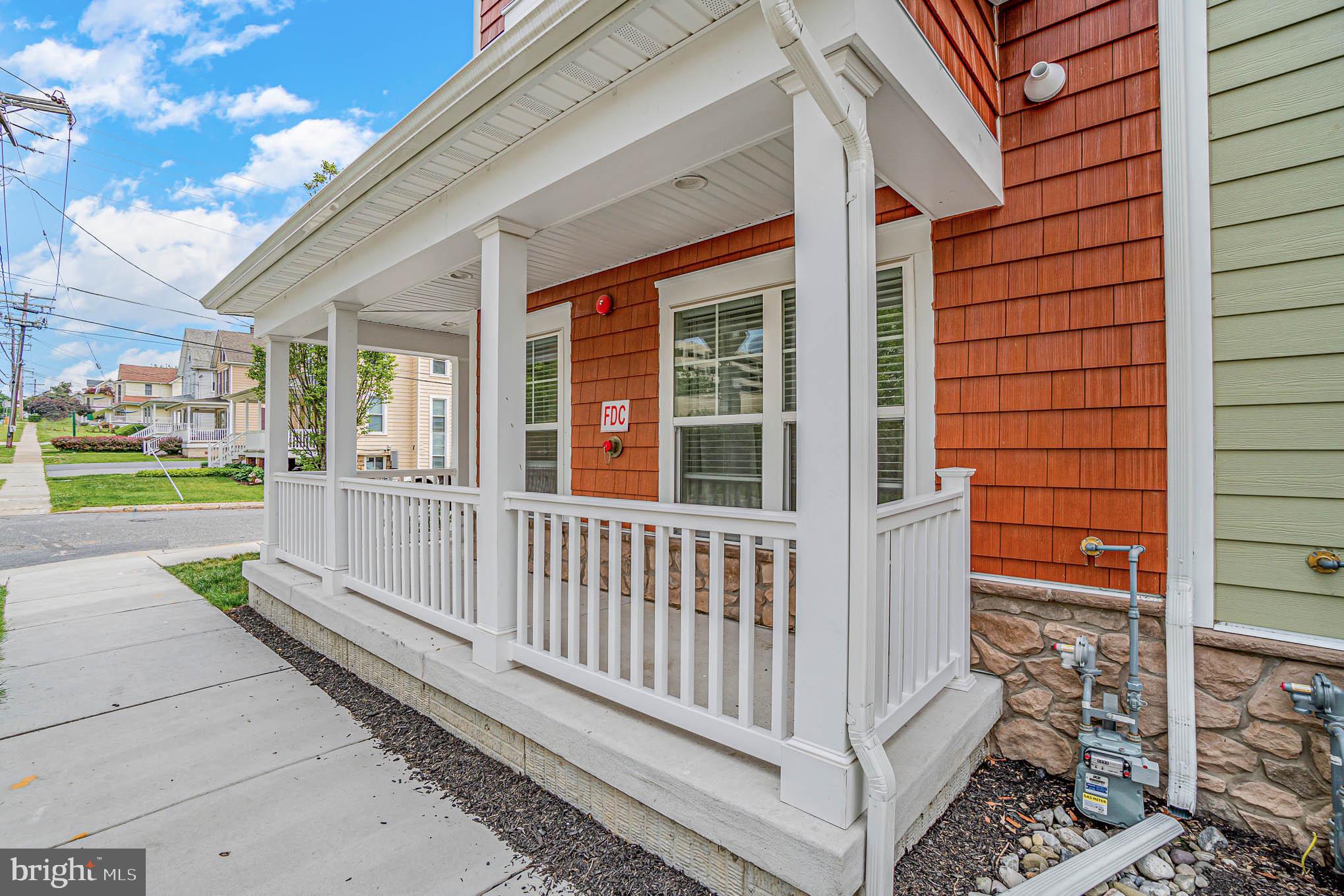 TOWSON MANOR VILLAGE - Residential