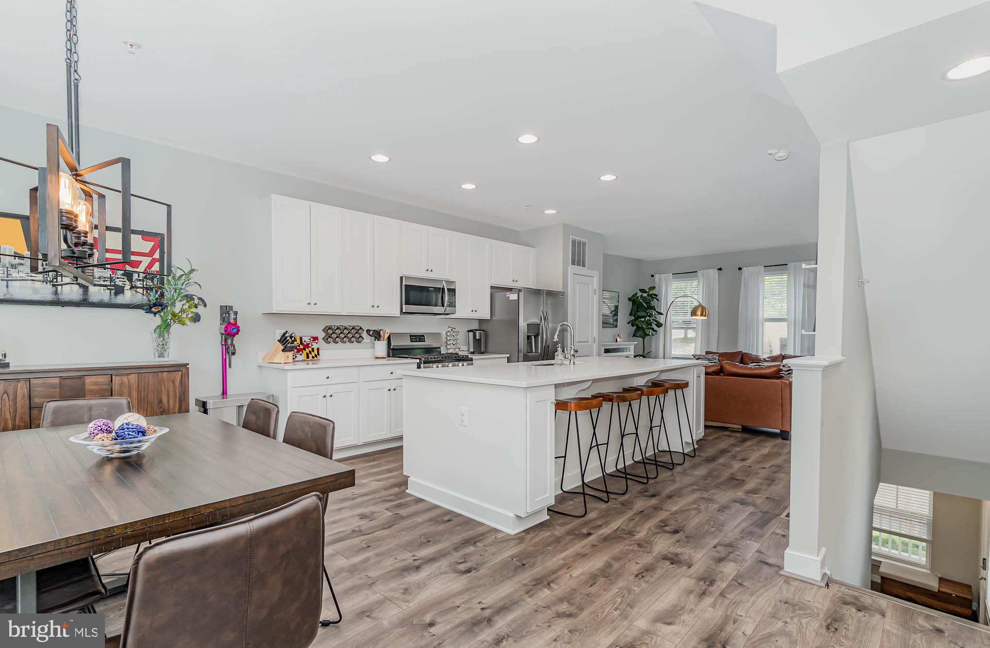 TOWSON MANOR VILLAGE - Residential