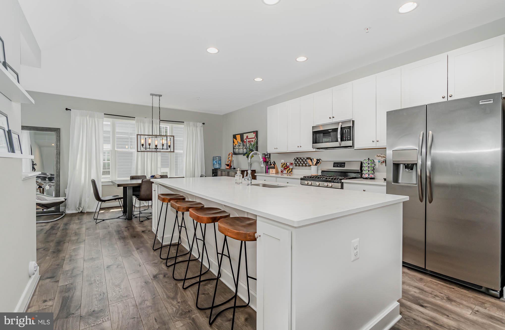 TOWSON MANOR VILLAGE - Residential