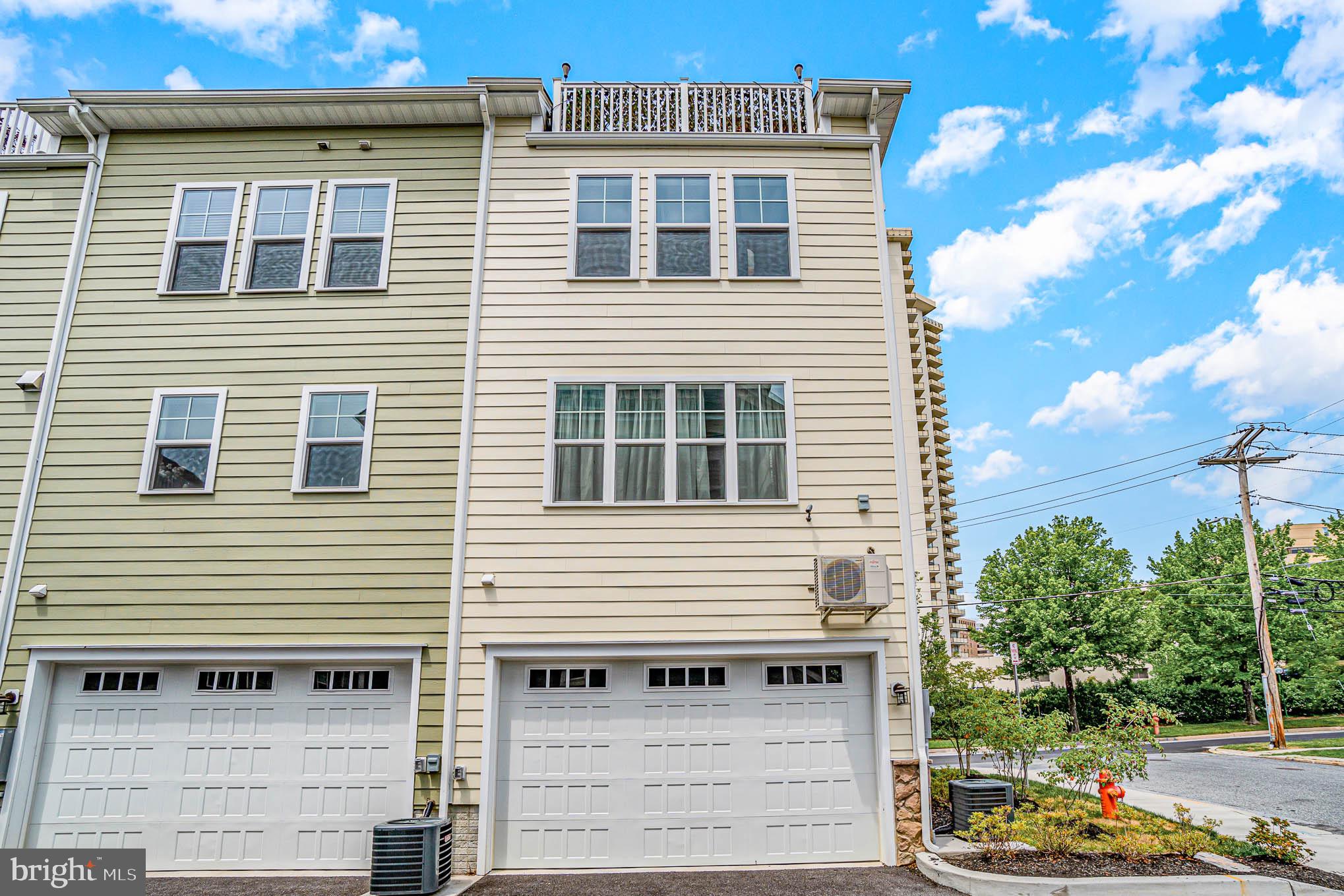 TOWSON MANOR VILLAGE - Residential