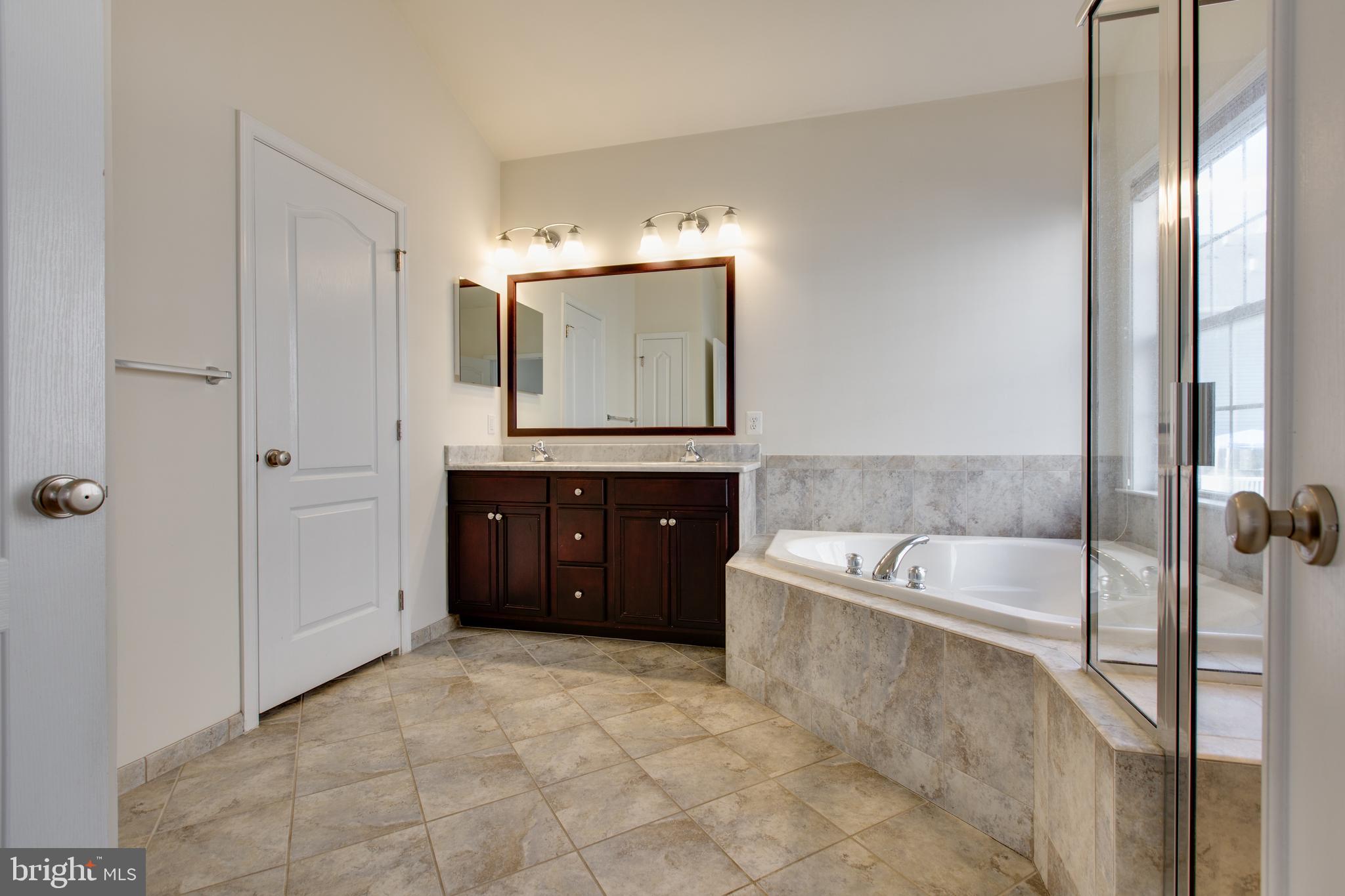 ARUNDEL PRESERVE - Residential Lease