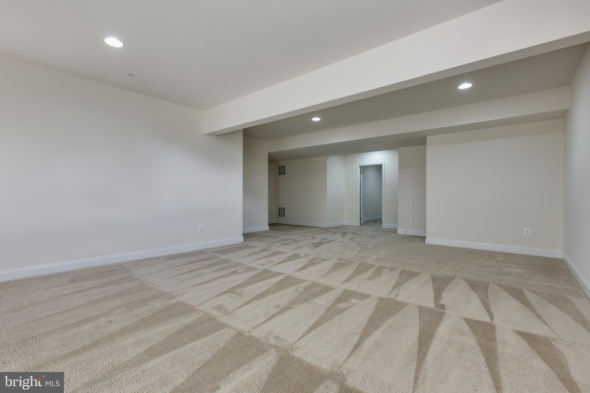 ARUNDEL PRESERVE - Residential Lease