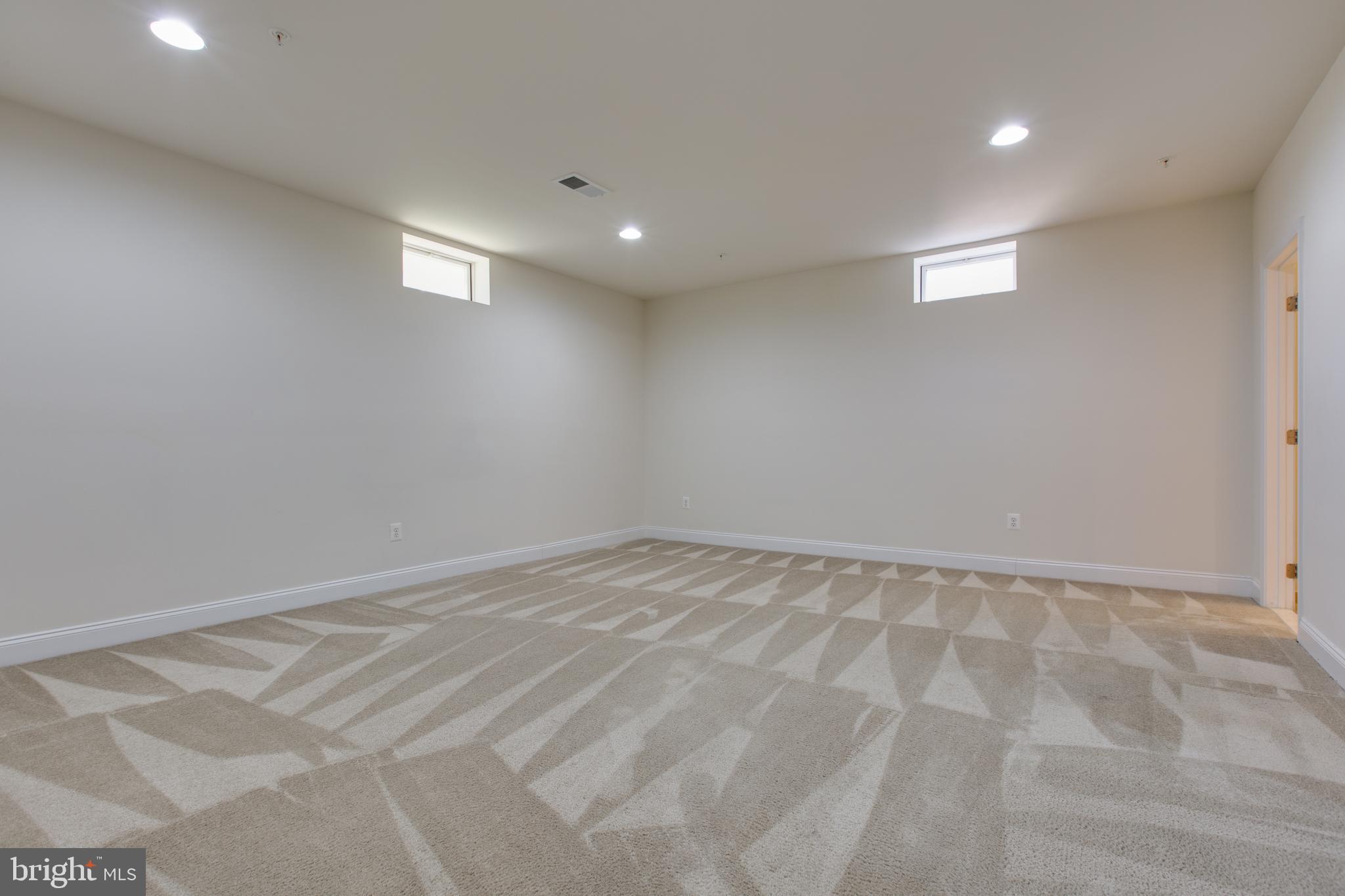 ARUNDEL PRESERVE - Residential Lease