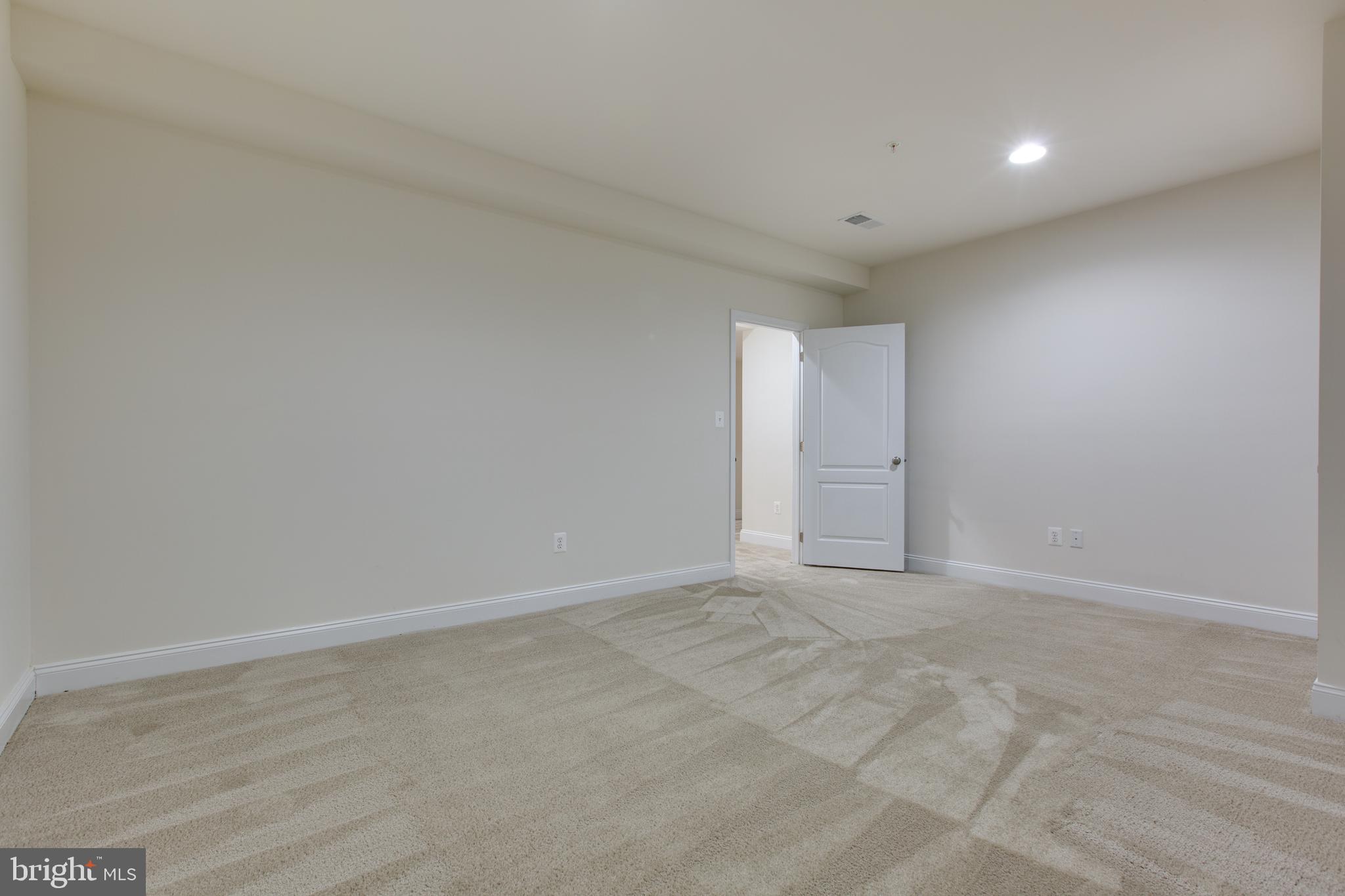 ARUNDEL PRESERVE - Residential Lease