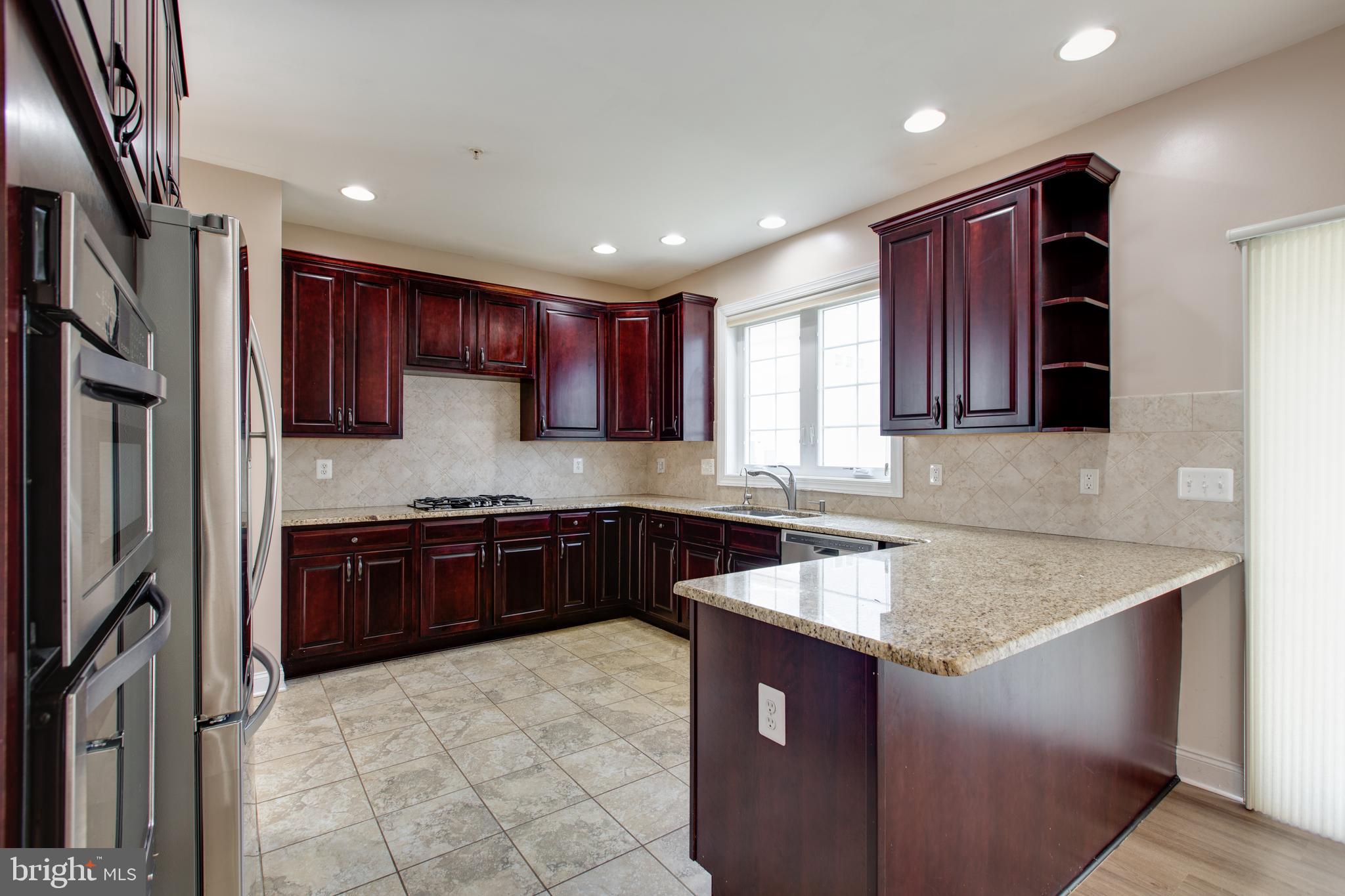 ARUNDEL PRESERVE - Residential Lease