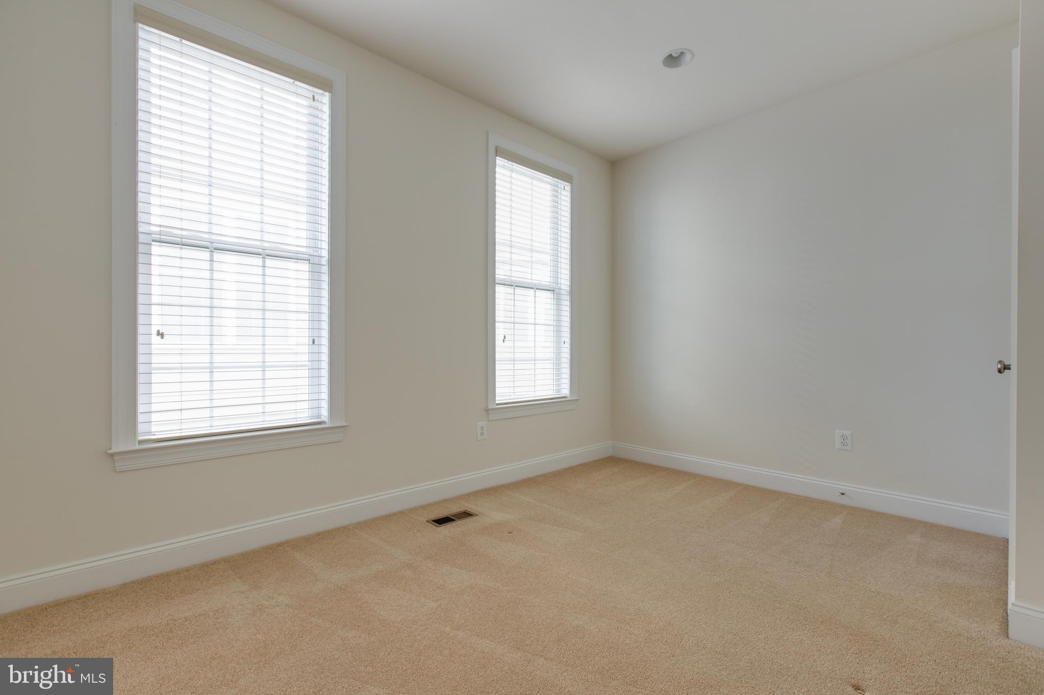 ARUNDEL PRESERVE - Residential Lease